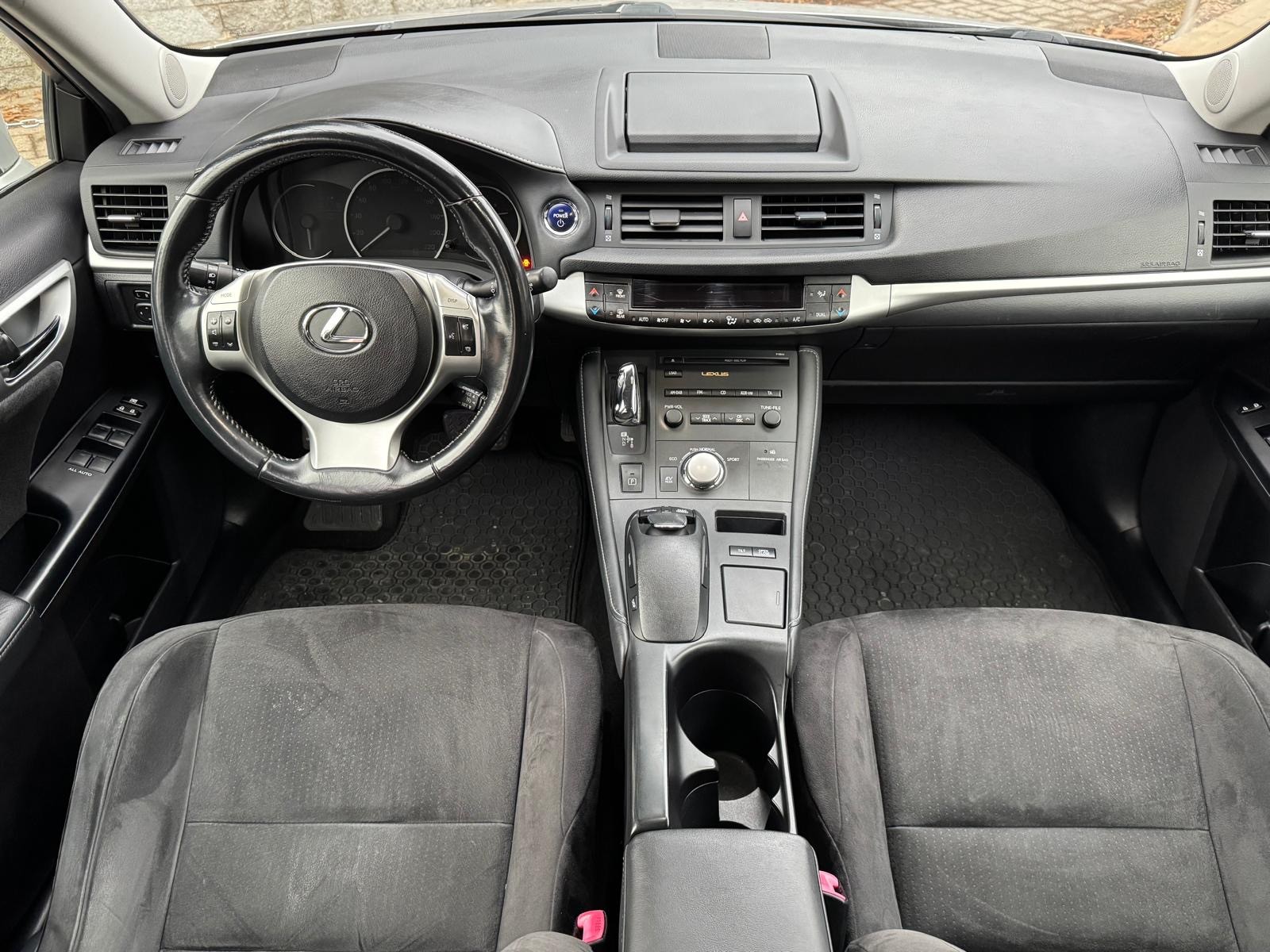 LEXUS CT 200h 1.8 comfort CVT-image-6