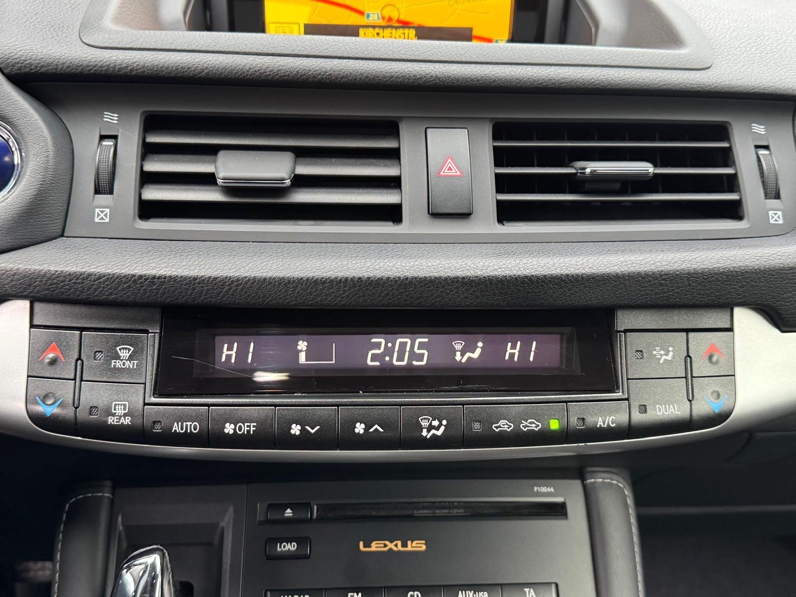 LEXUS CT 200h 1.8 comfort CVT-image-8