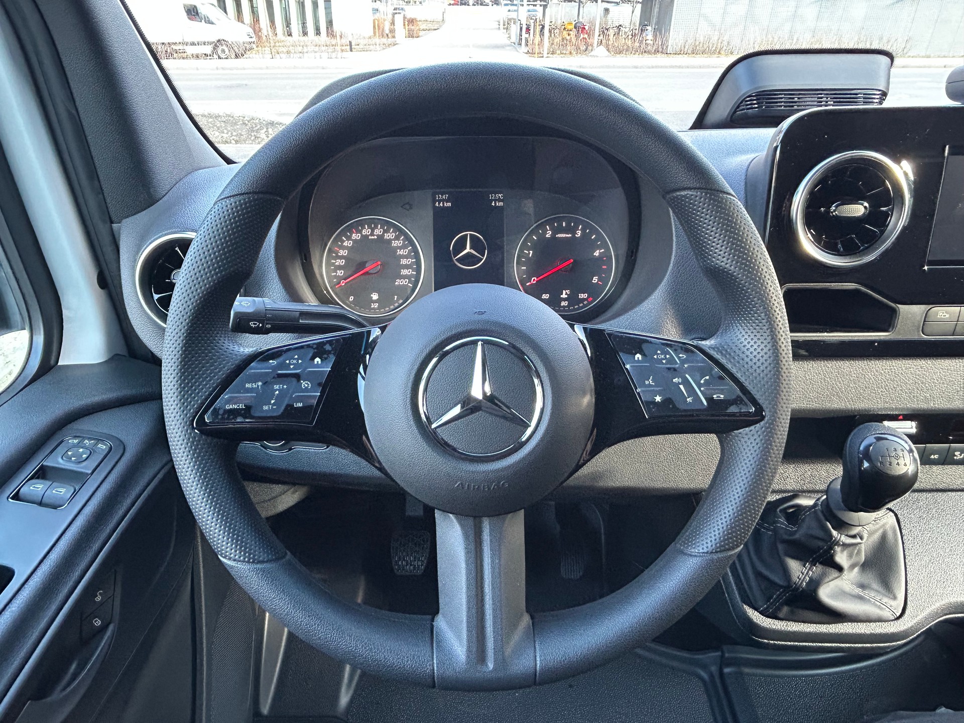 MERCEDES-BENZ Sprinter 315 CDI PRO KA Standard-image-13
