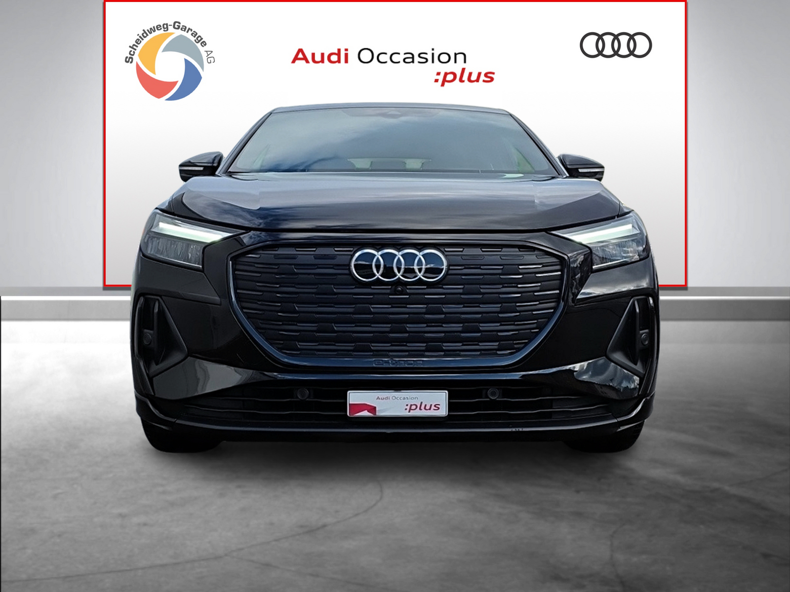 AUDI Q4 Sportback e-tron 50 quattro-showroom-element-1