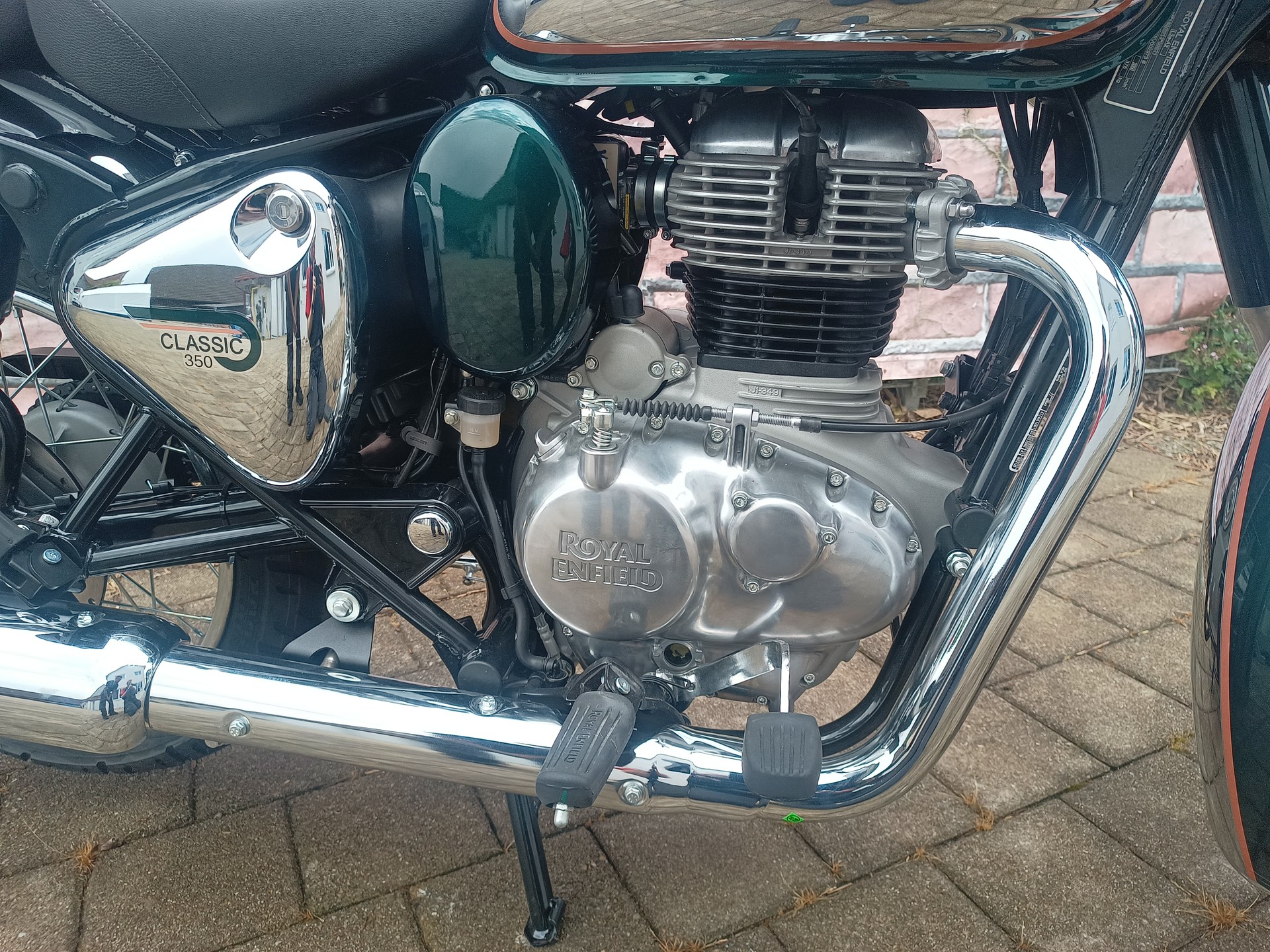ROYAL ENFIELD Classic 350 Dark-image-7