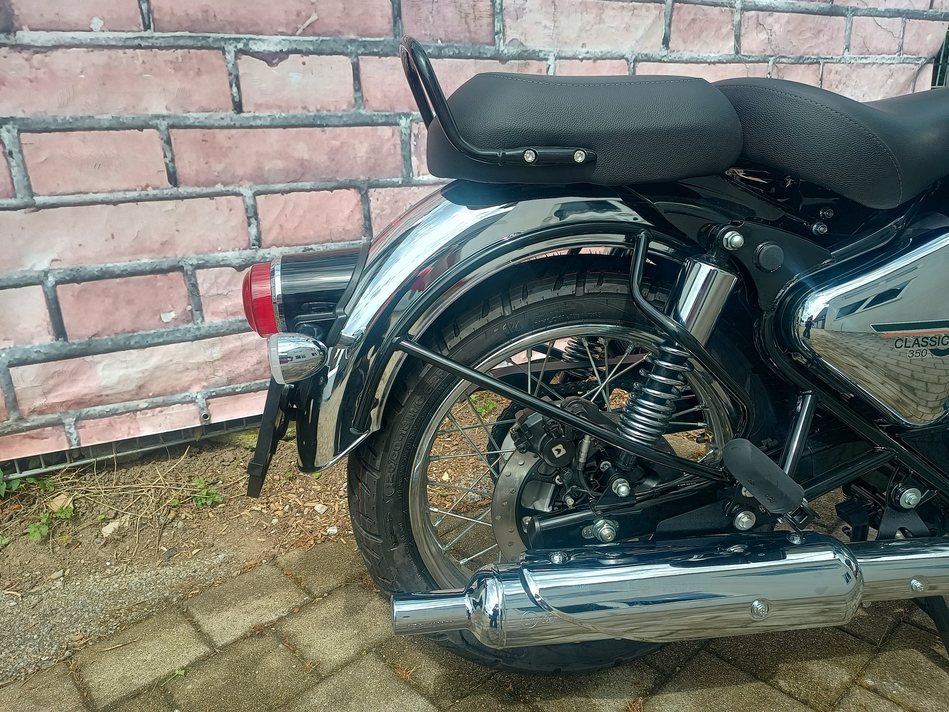 ROYAL ENFIELD Classic 350 Dark-image-9