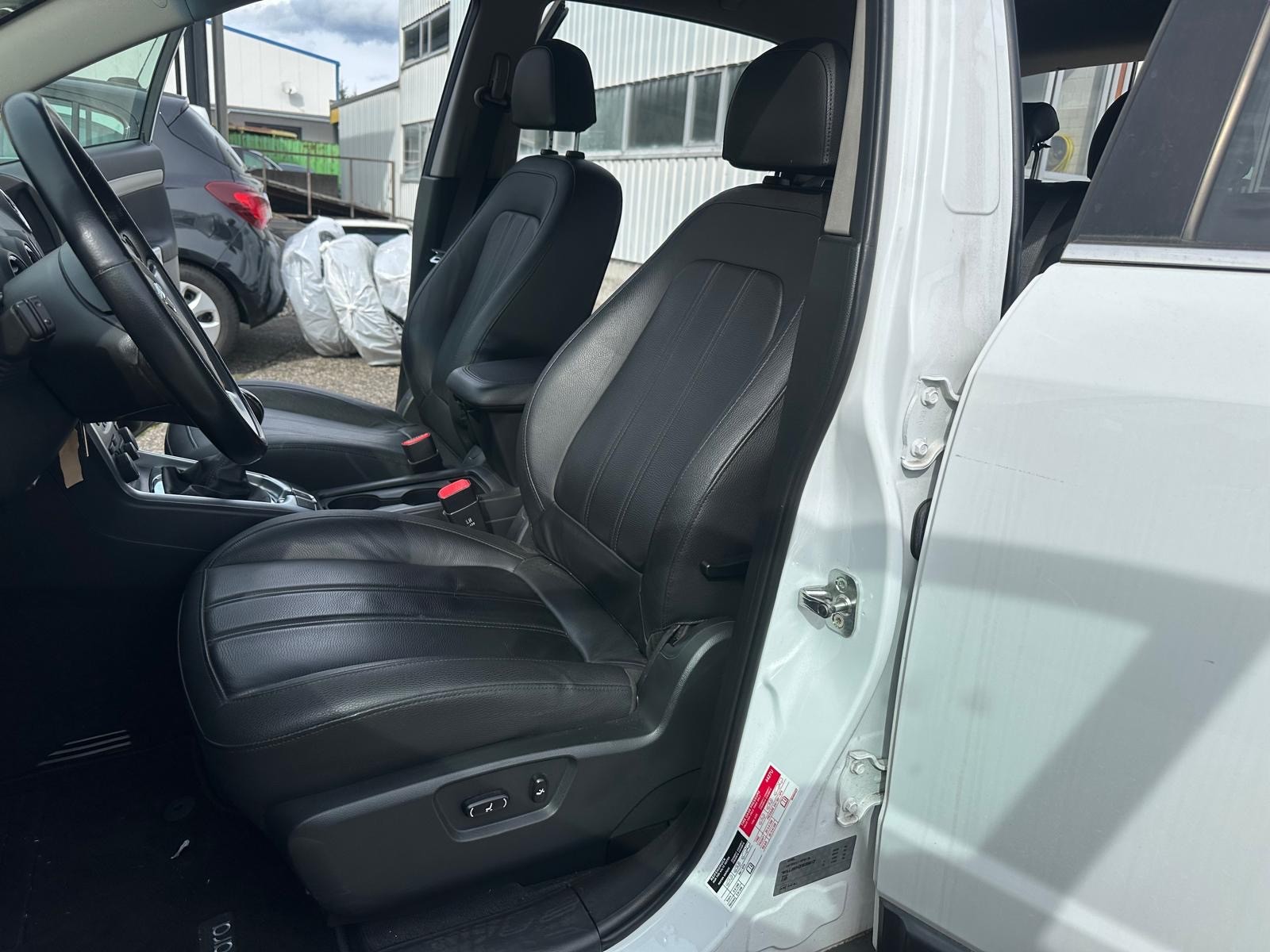 OPEL Antara 2.2 CDTi Cosmo 4WD-image-9