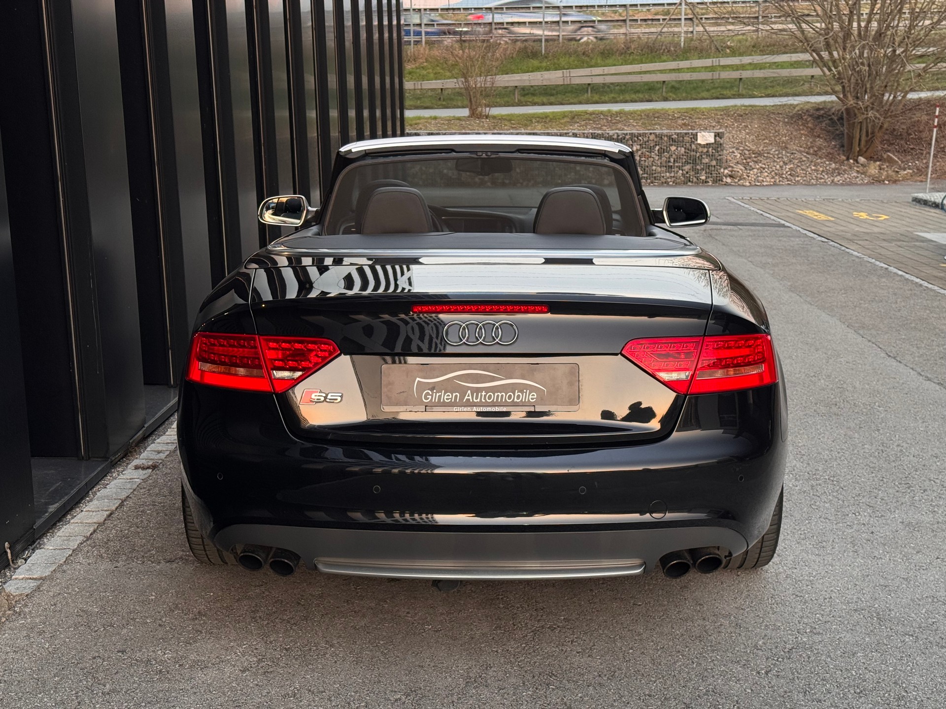 AUDI S5 Cabrio 3.0 TFSI quattro S-tronic-image-11