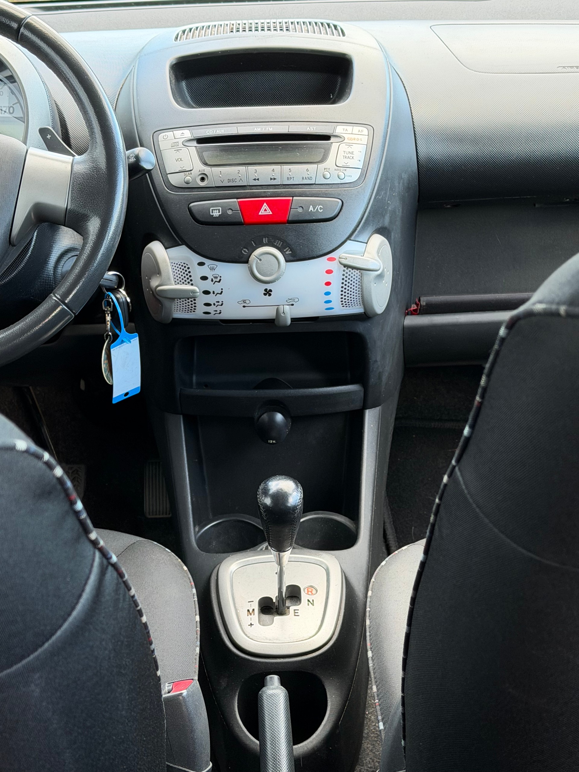 CITROEN C1 1.0i Séduction EGS-image-12
