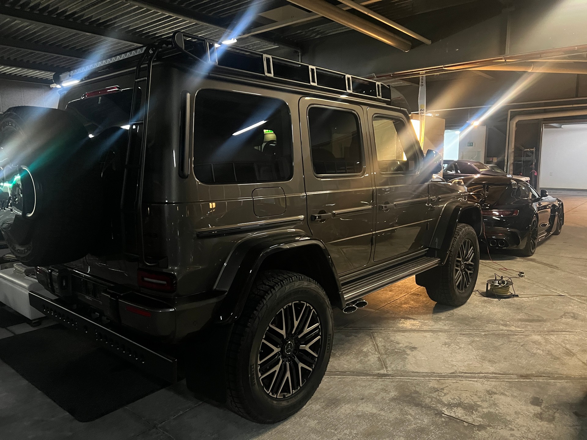 MERCEDES-BENZ G 63 AMG 4x4 hoch2 Speedshift Plus G-Tronic-image-3