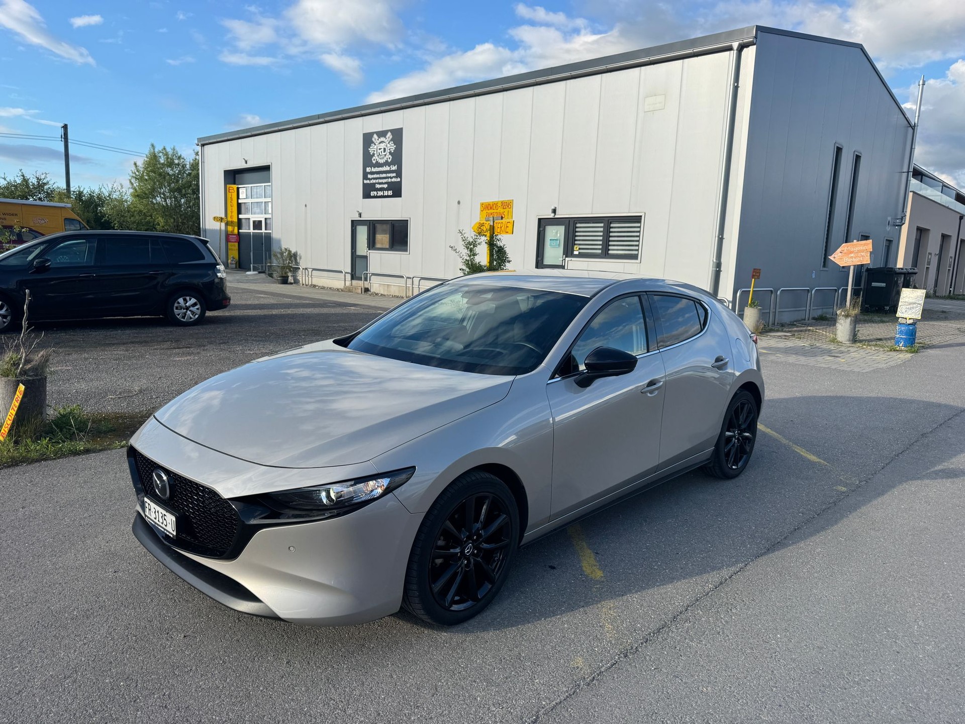 MAZDA 3 Hatchback SKYACTIV-X MHybrid 186 Homura AWD Automat-showroom-element-1