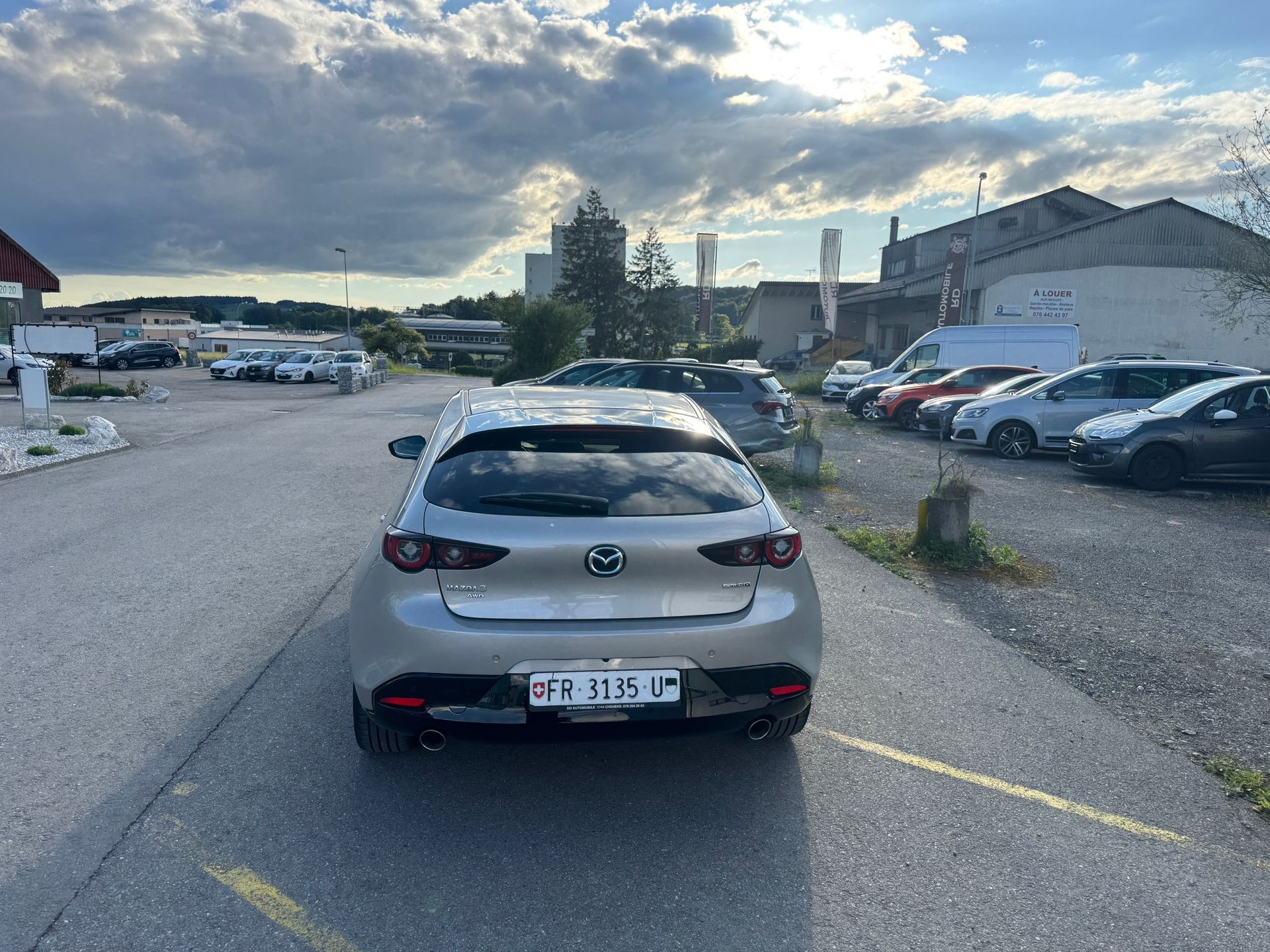 MAZDA 3 Hatchback SKYACTIV-X MHybrid 186 Homura AWD Automat-image-4