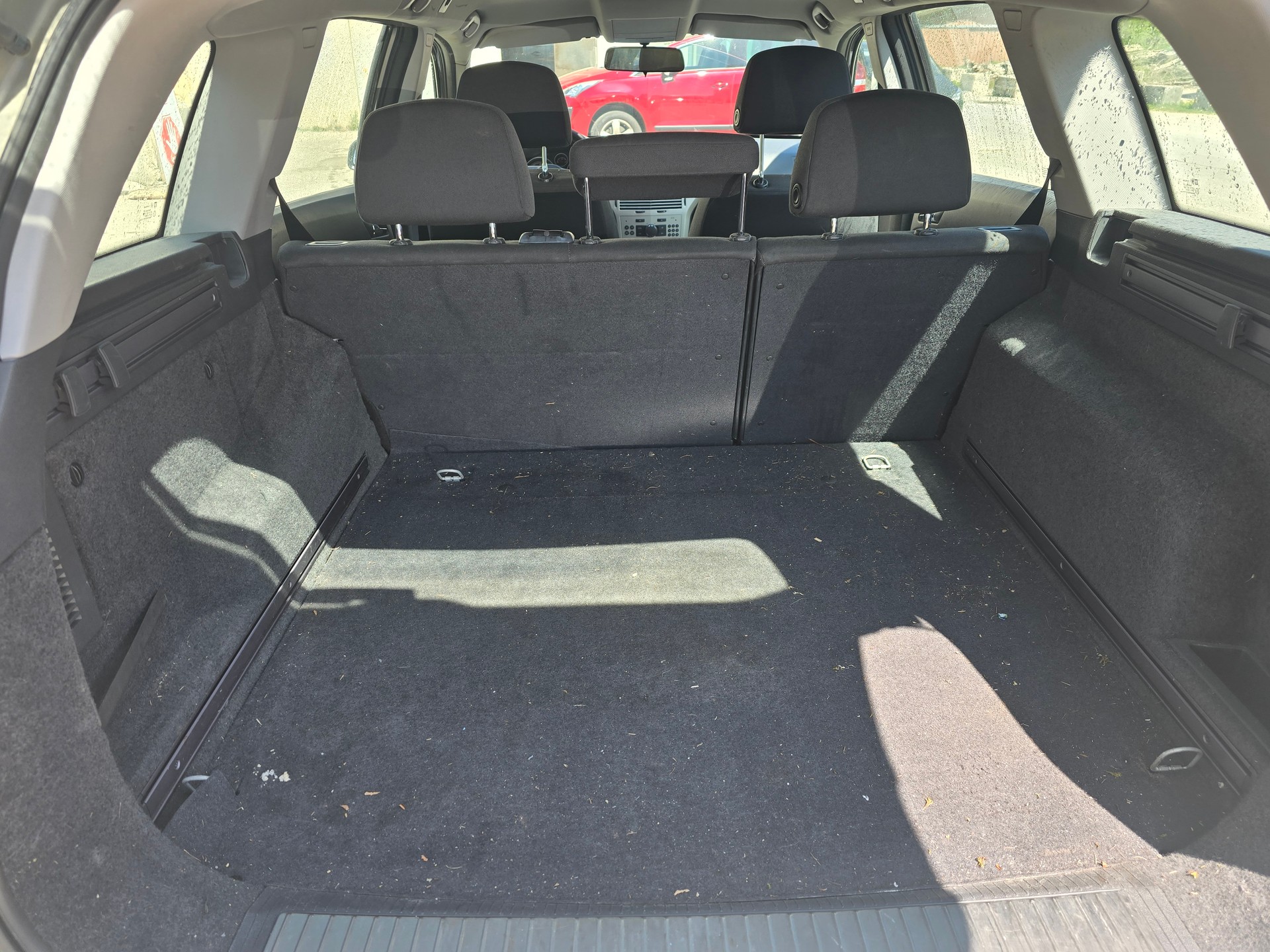 OPEL Astra Caravan 1.8i 16V Diamond Automatic-image-6