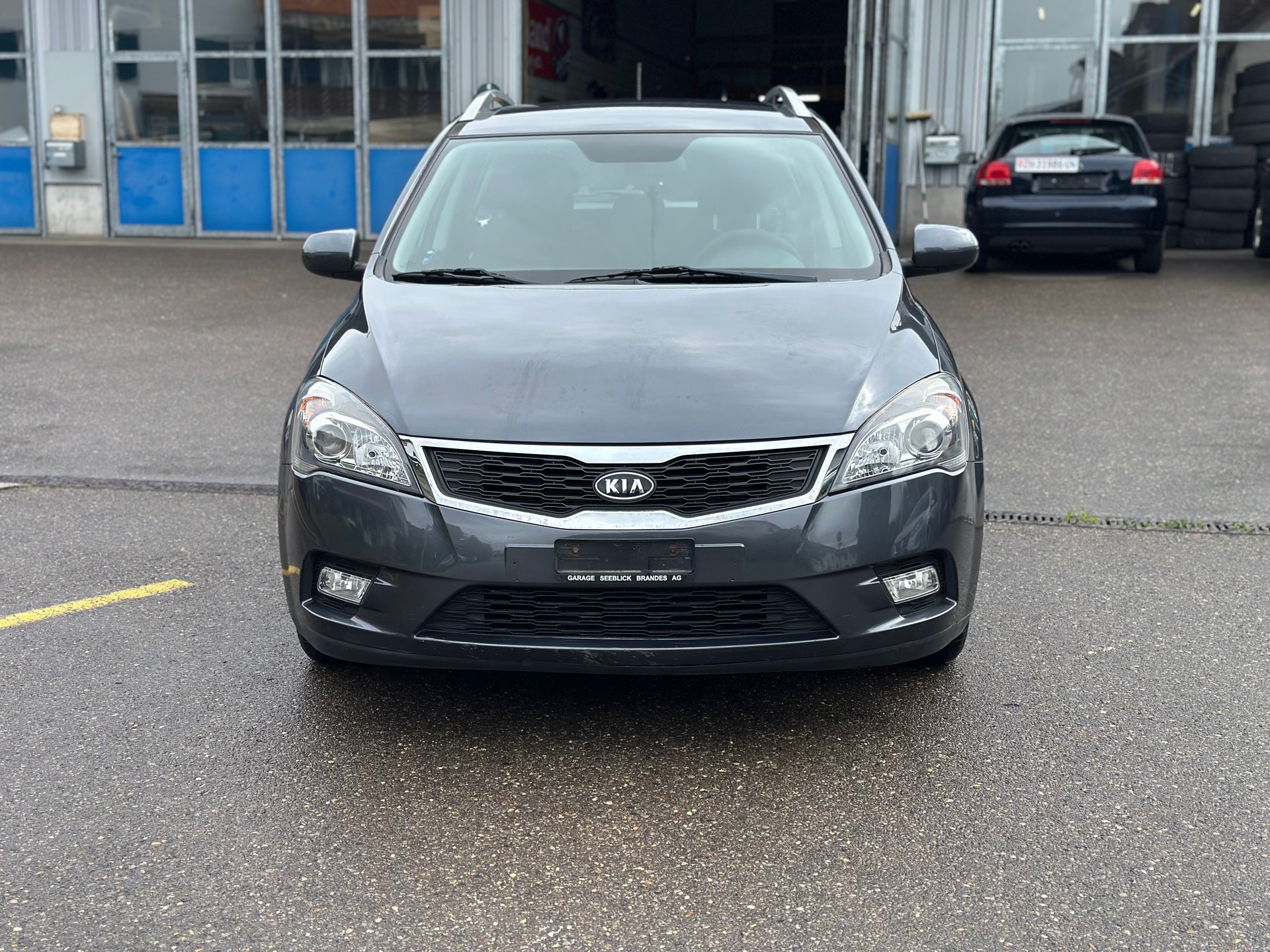 KIA Cee'd Sporty Wagon 1.4 16V Basic-showroom-element-2
