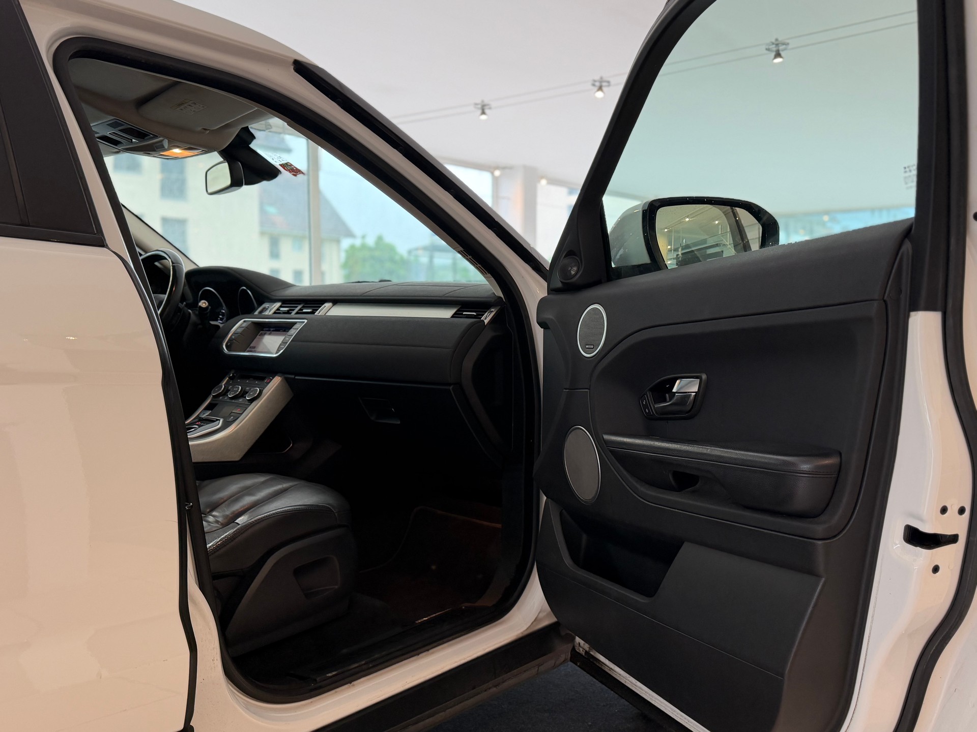 LAND ROVER Range Rover Evoque 2.0 Si4 Dynamic AT6 **Frisch ab MFK & Service**-image-16