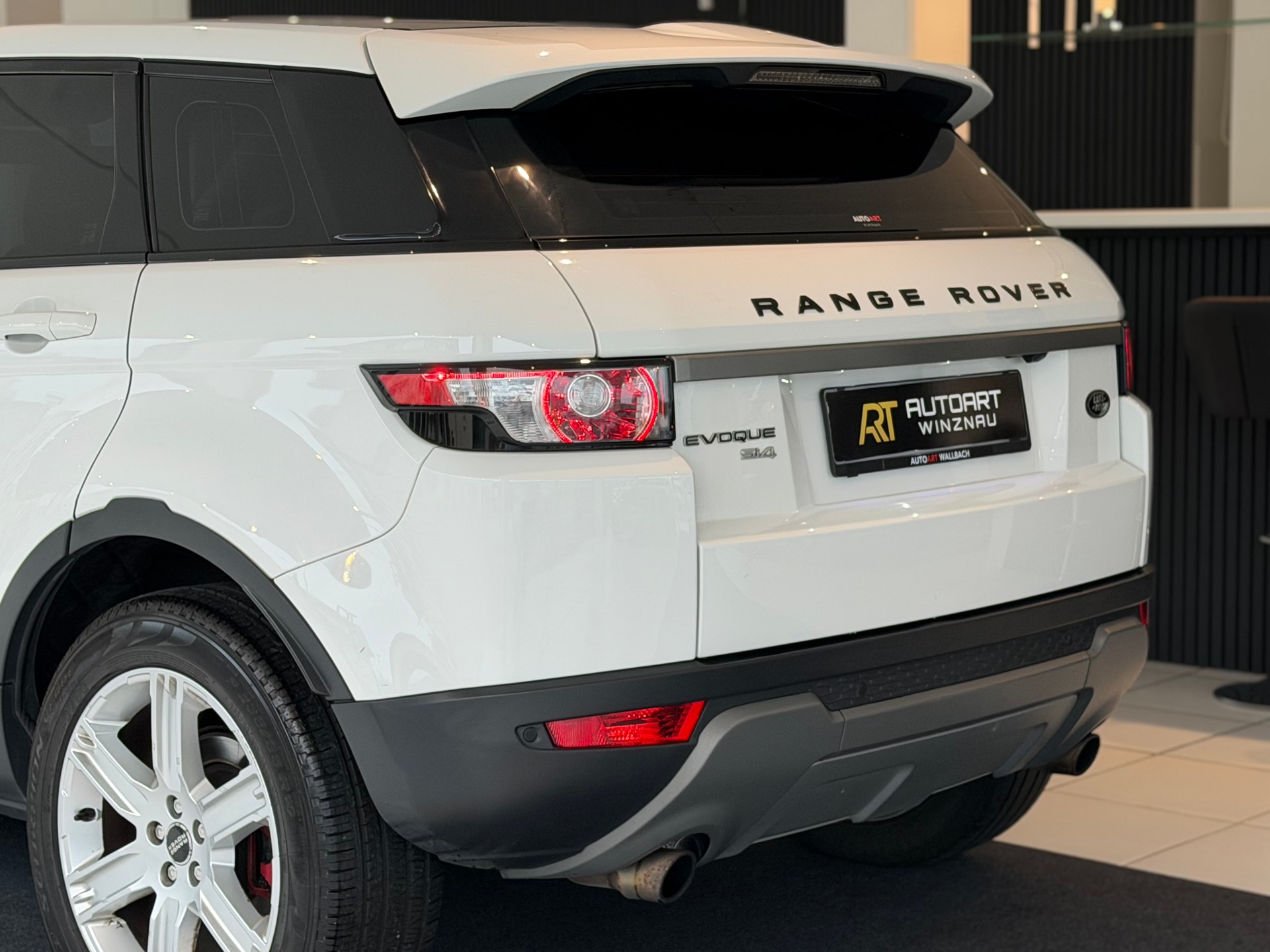 LAND ROVER Range Rover Evoque 2.0 Si4 Dynamic AT6 **Frisch ab MFK & Service**-image-9