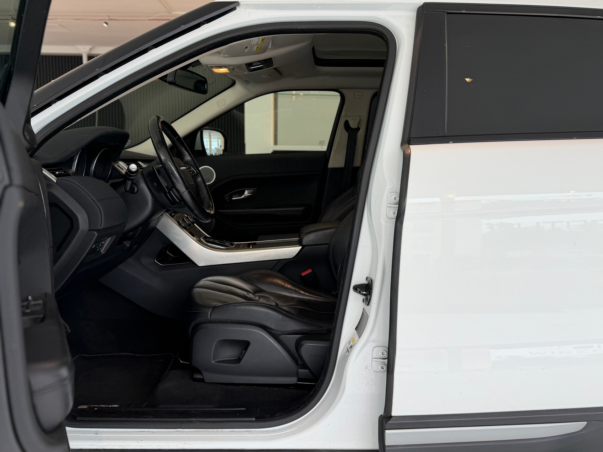 LAND ROVER Range Rover Evoque 2.0 Si4 Dynamic AT6 **Frisch ab MFK & Service**-image-12