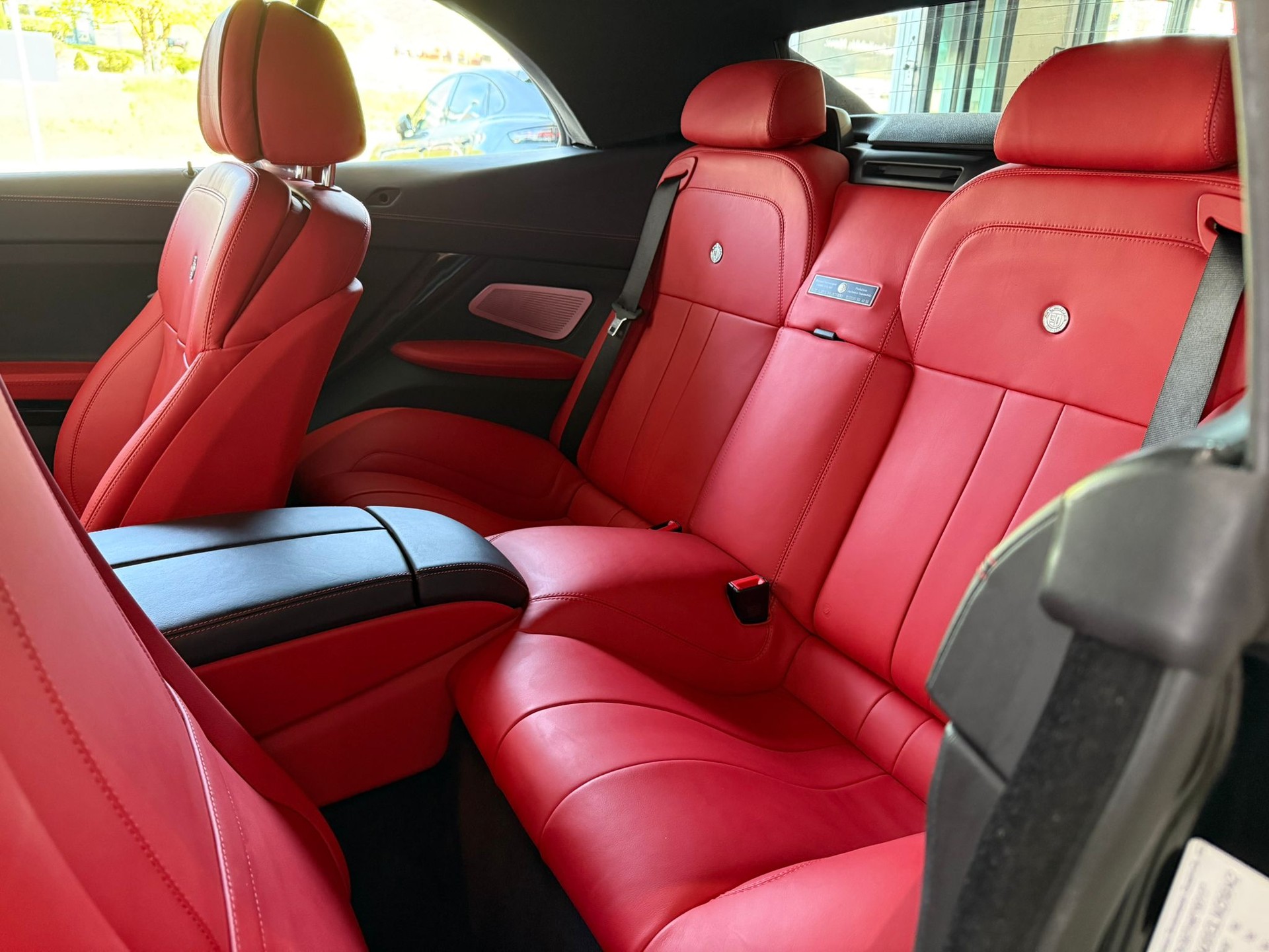 BMW-ALPINA B6 BiTurbo 4.4 V8 Cabrio Editon 50 Switch-Tronic-image-12