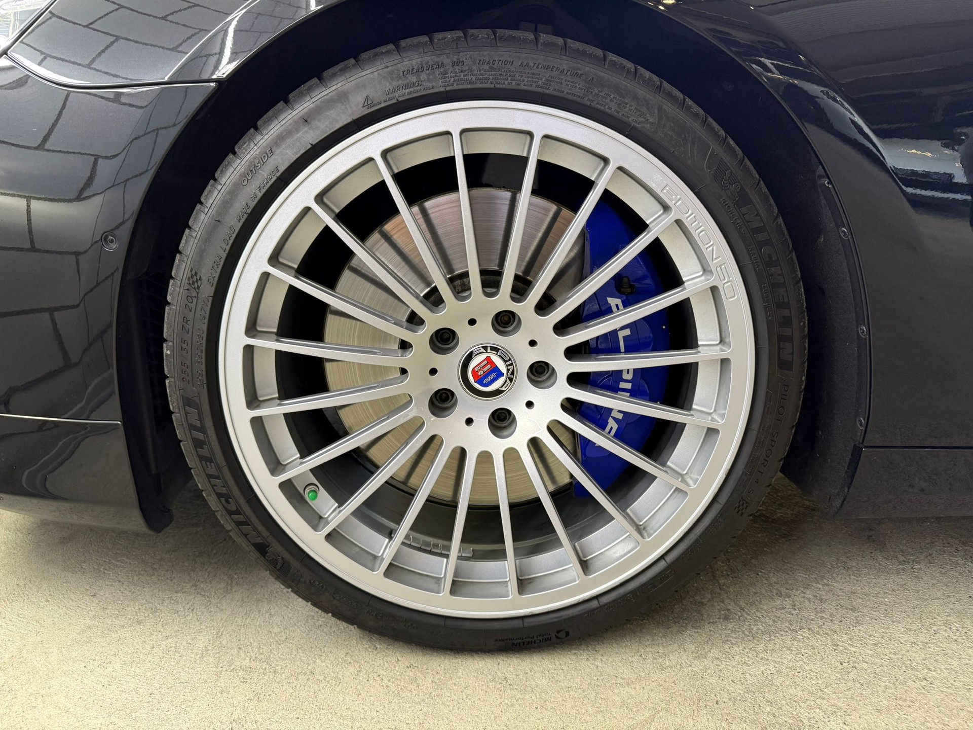 BMW-ALPINA B6 BiTurbo 4.4 V8 Cabrio Editon 50 Switch-Tronic-image-15