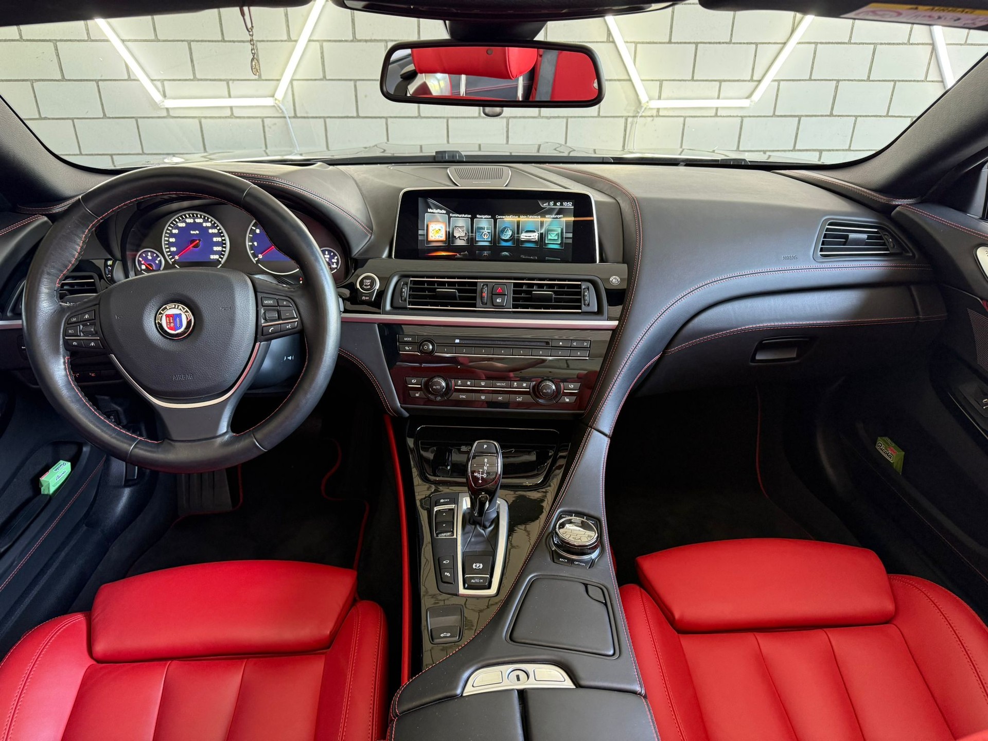 BMW-ALPINA B6 BiTurbo 4.4 V8 Cabrio Editon 50 Switch-Tronic-image-11