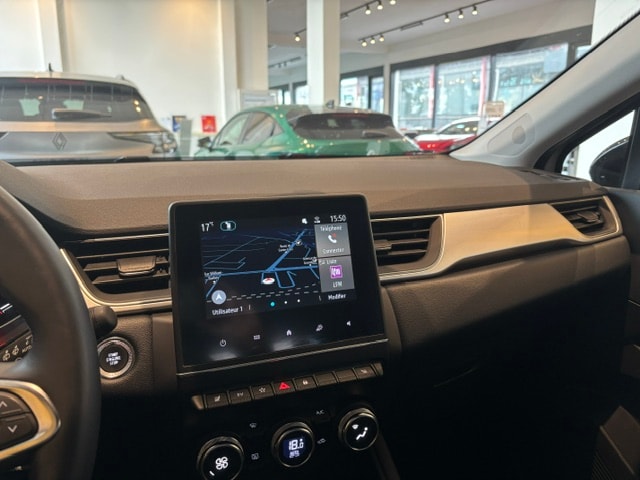 RENAULT Captur 1.6 E-Tech 145 Techno DHT-image-9