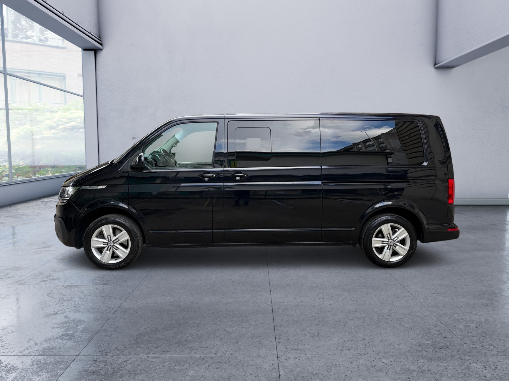 VW T6 Multivan 2.0 TDI Comfortline 4Motion DSG LWB-image-3