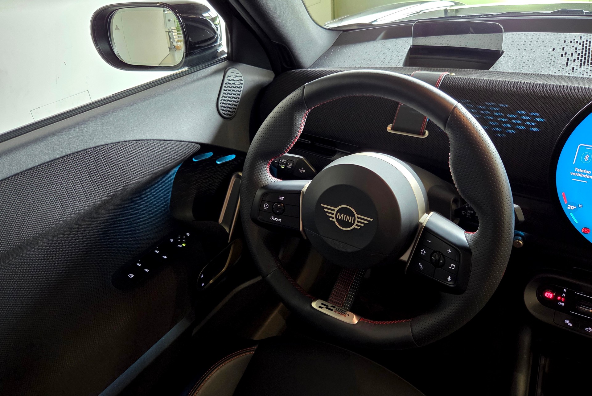 MINI Aceman SE JCW Trim-image-14