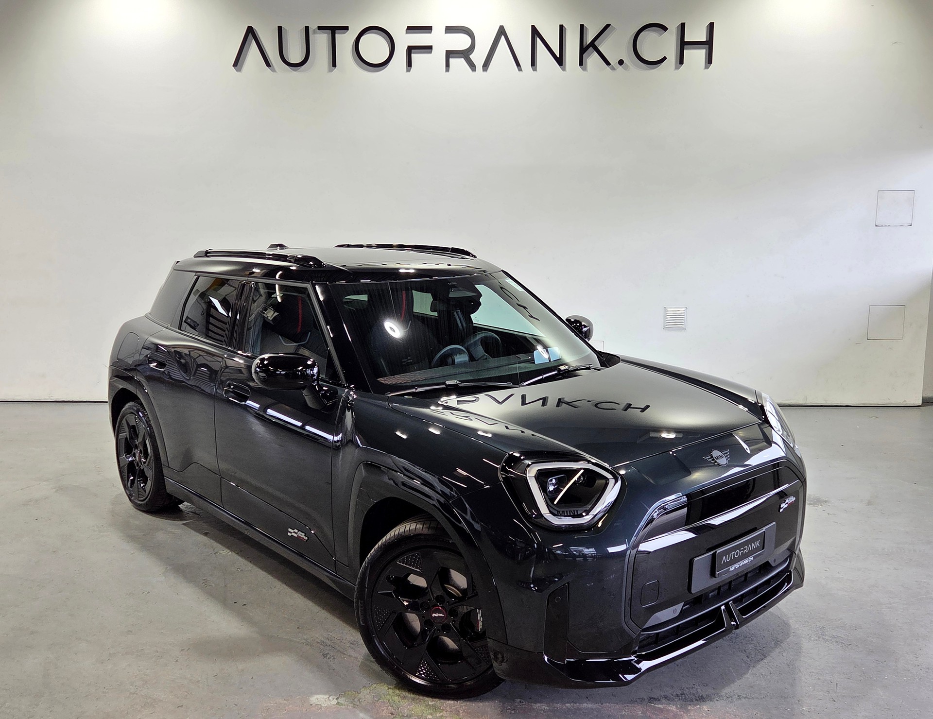 MINI Aceman SE JCW Trim-image-17