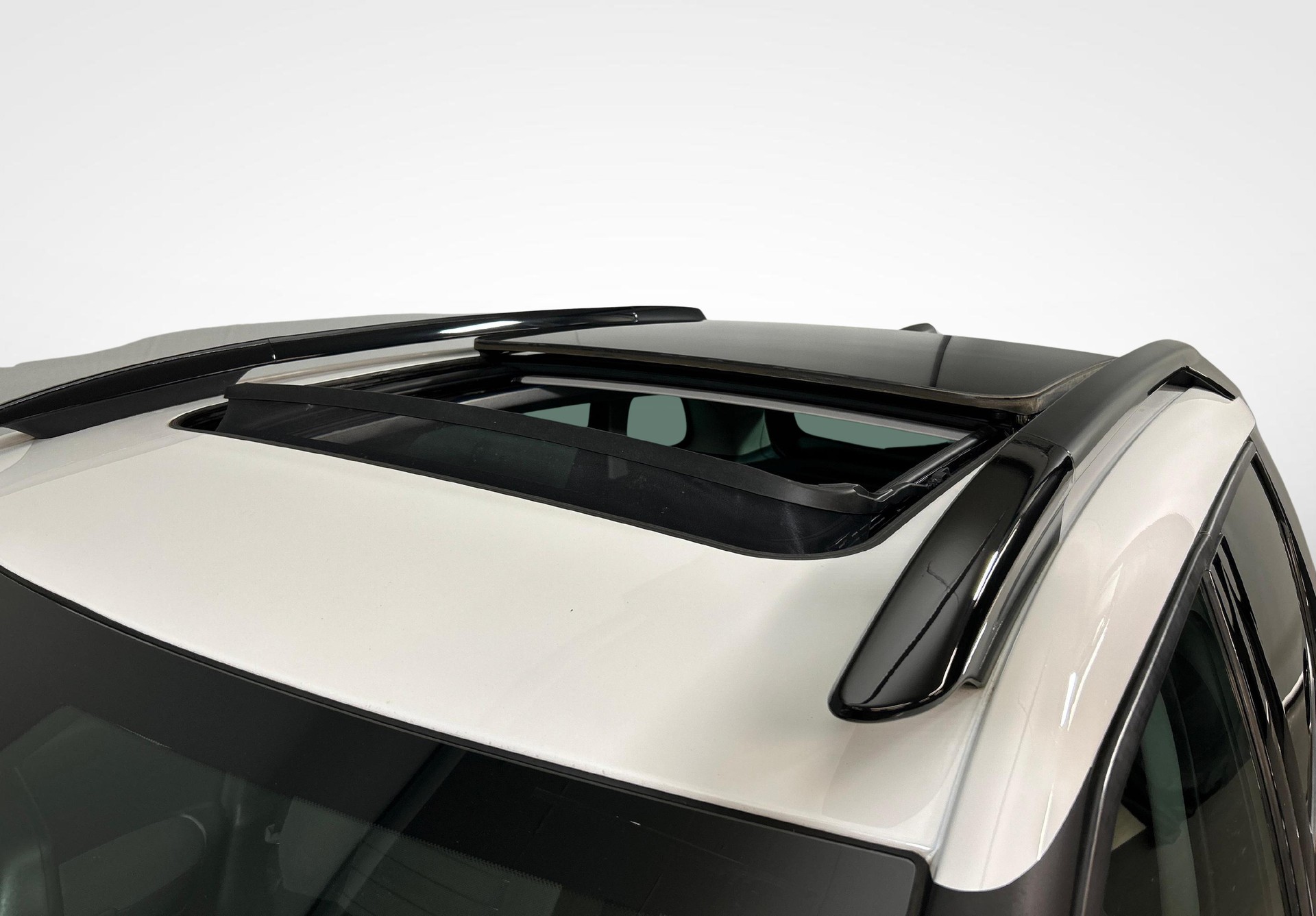 CITROEN C3 Aircross 1.2 PureTech 110 Shine-image-9