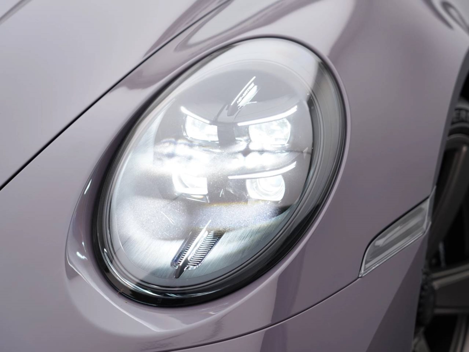 PORSCHE 911 Turbo S-image-12
