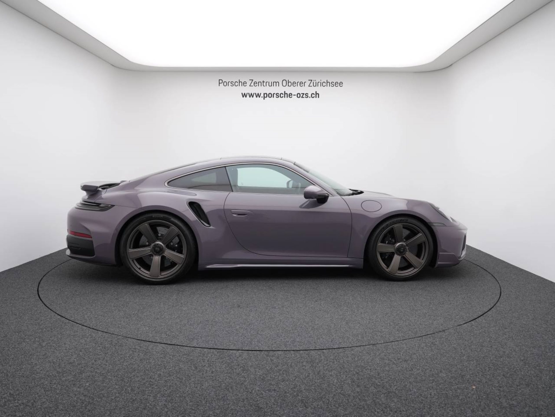 PORSCHE 911 Turbo S-image-7