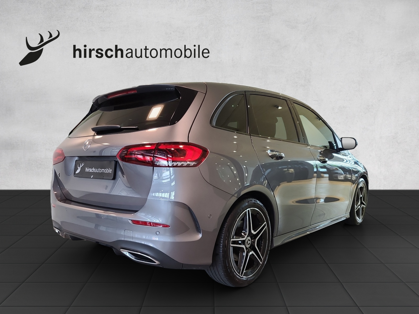 MERCEDES-BENZ B-CLASS W247 B 200 AMG Line 4-showroom-element-3