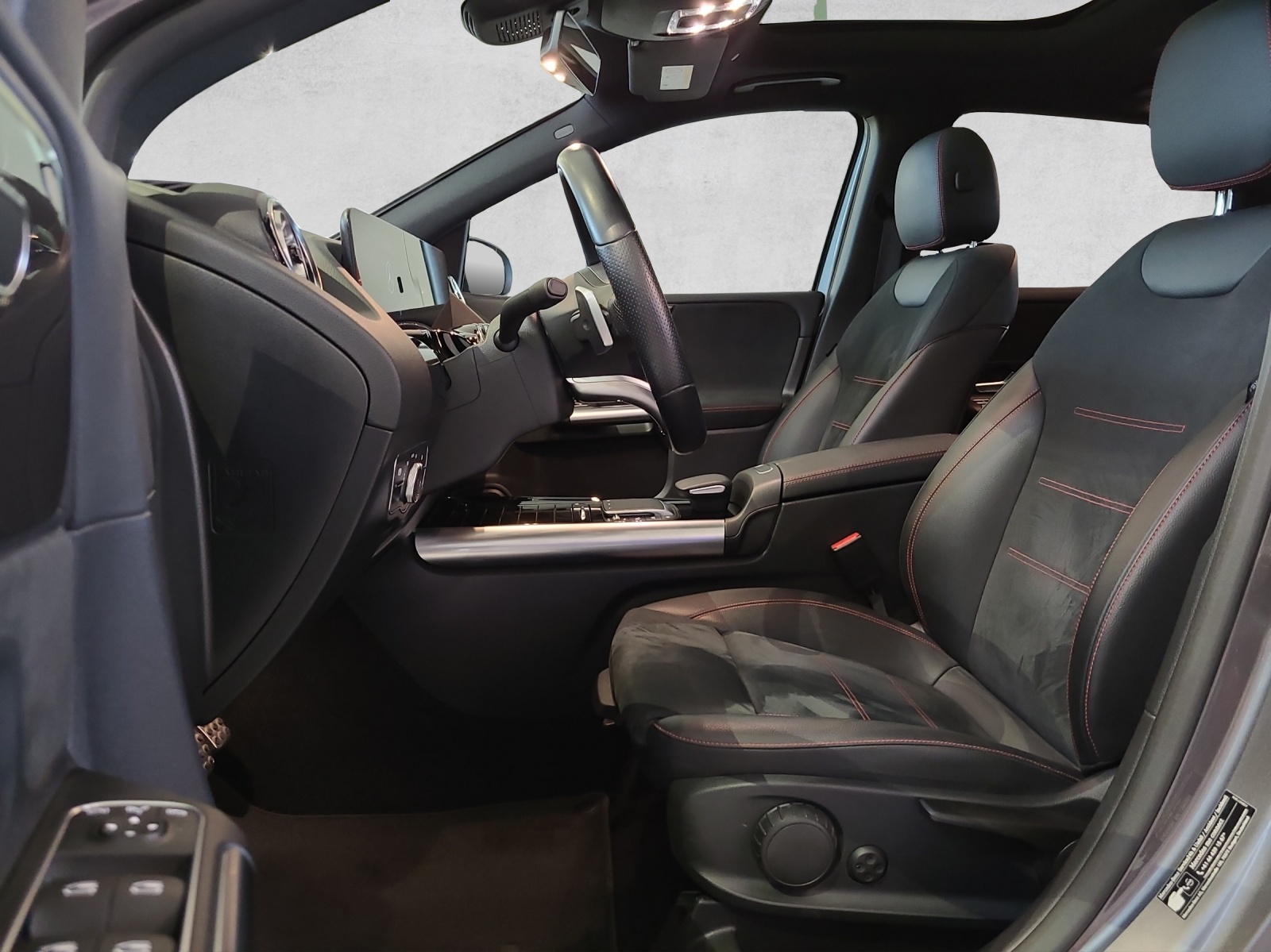 MERCEDES-BENZ B-CLASS W247 B 200 AMG Line 4-image-7