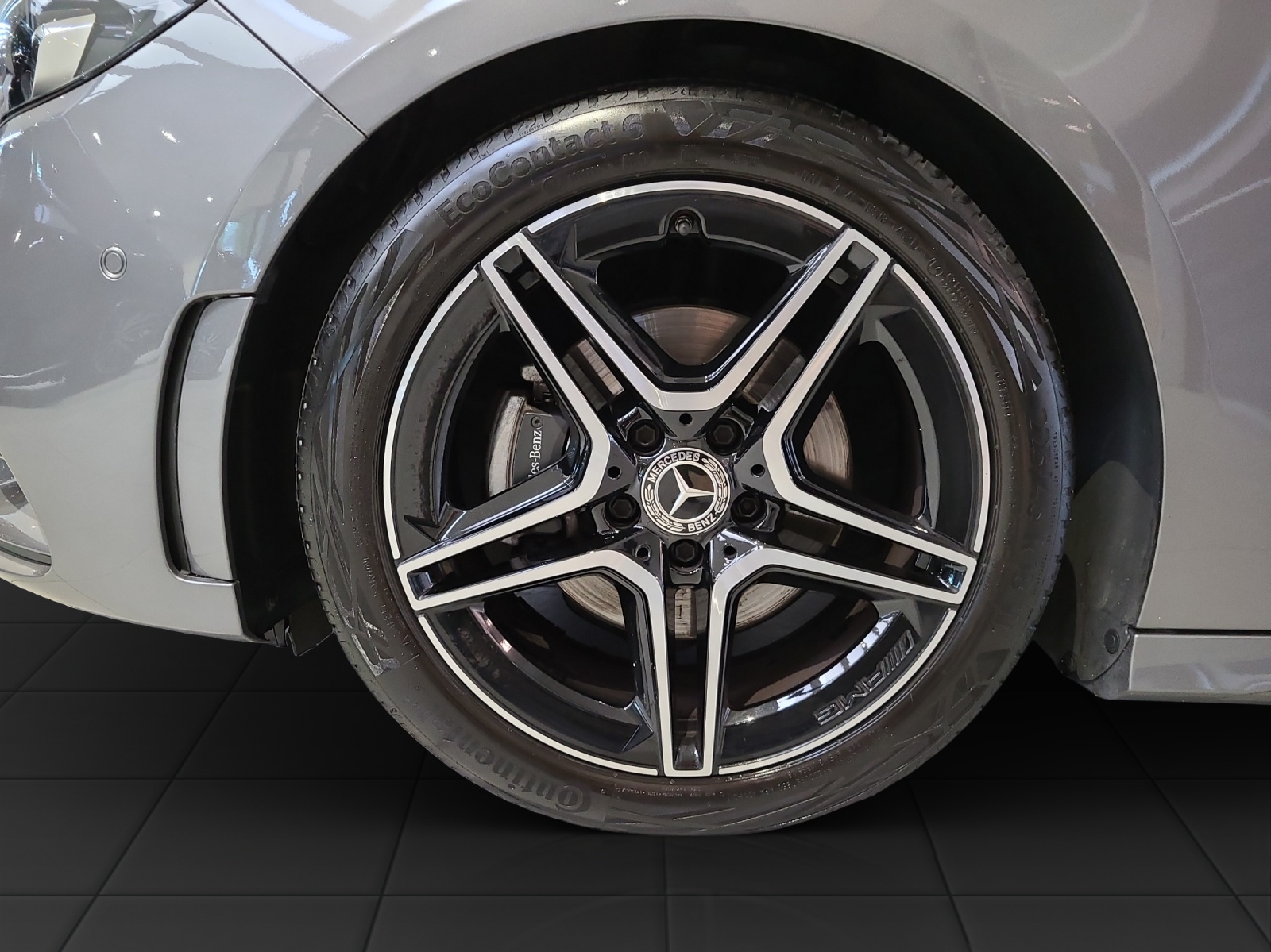 MERCEDES-BENZ B-CLASS W247 B 200 AMG Line 4-image-9