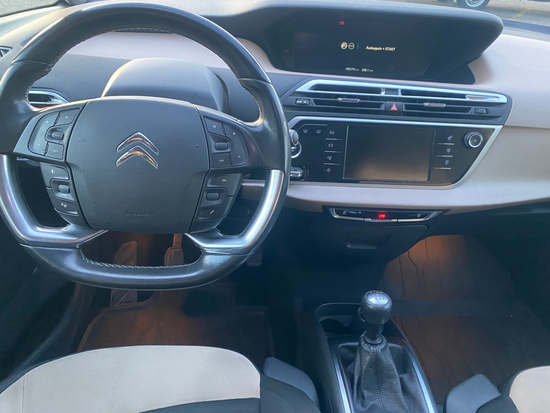 CITROEN C4 Picasso 1.6i 16V THP Exclusive-image-5