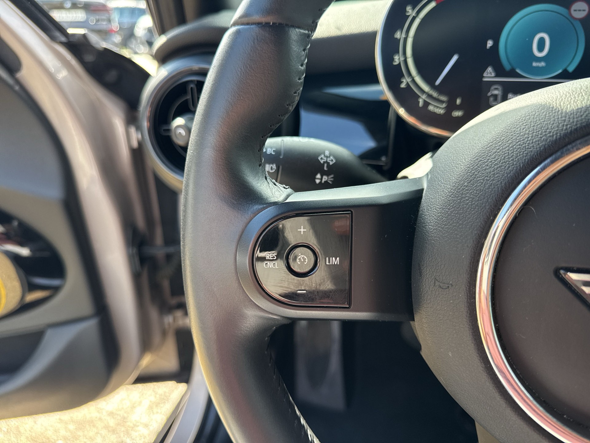 MINI Cooper Steptronic DKG-image-13