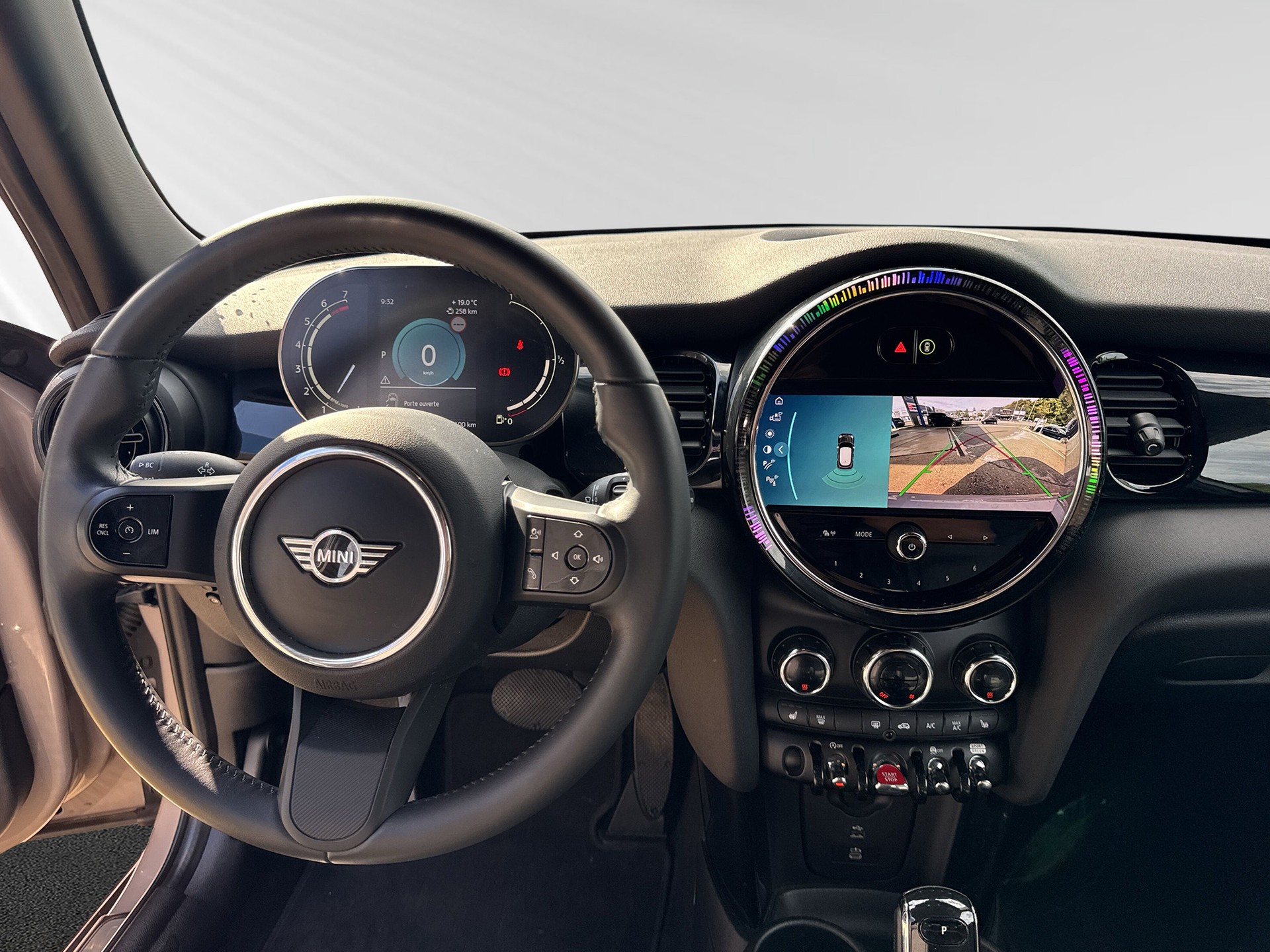 MINI Cooper Steptronic DKG-image-5
