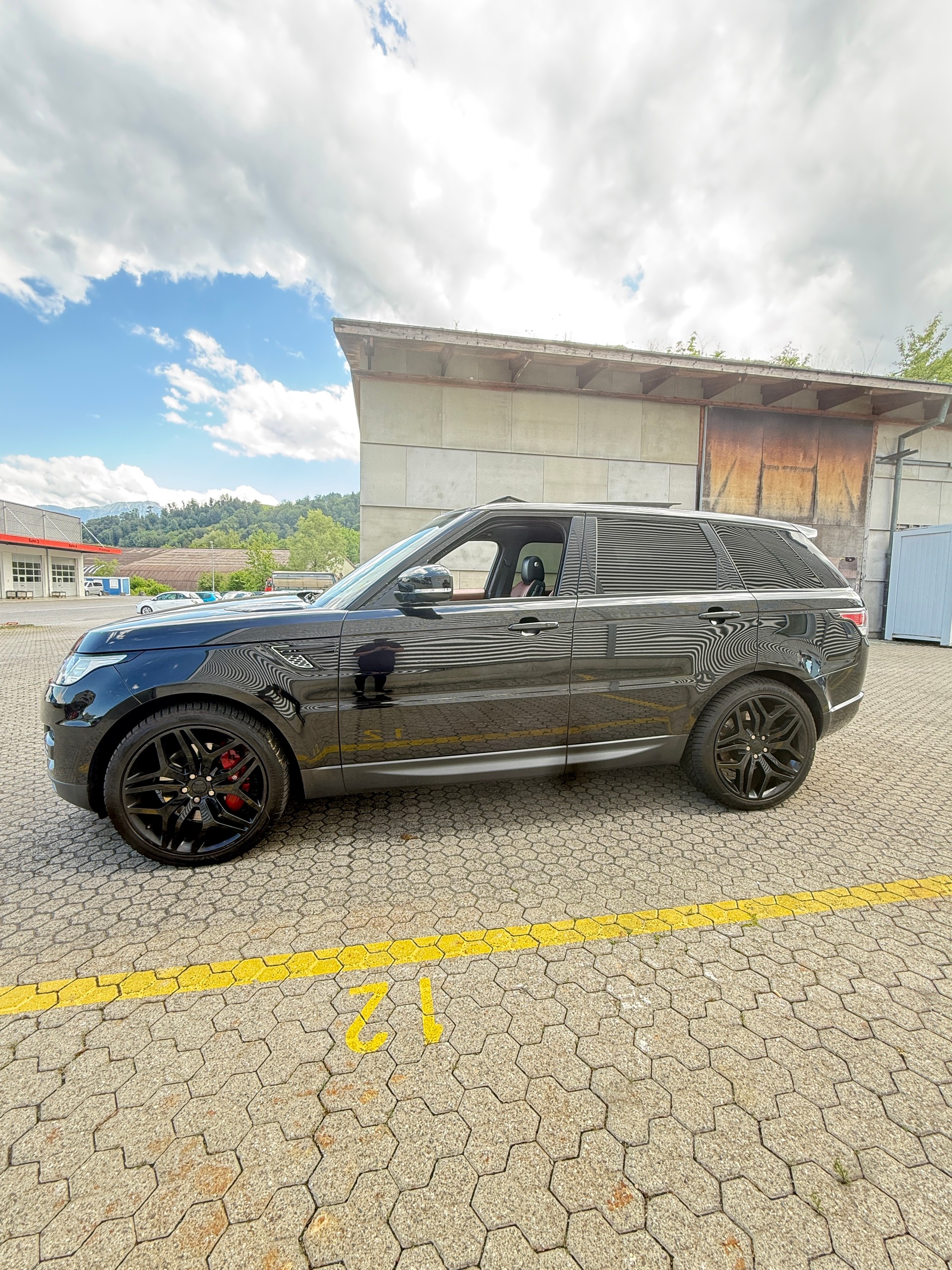 LAND ROVER Range Rover Sport 3.0 SDV6 HSE Automatic-image-1