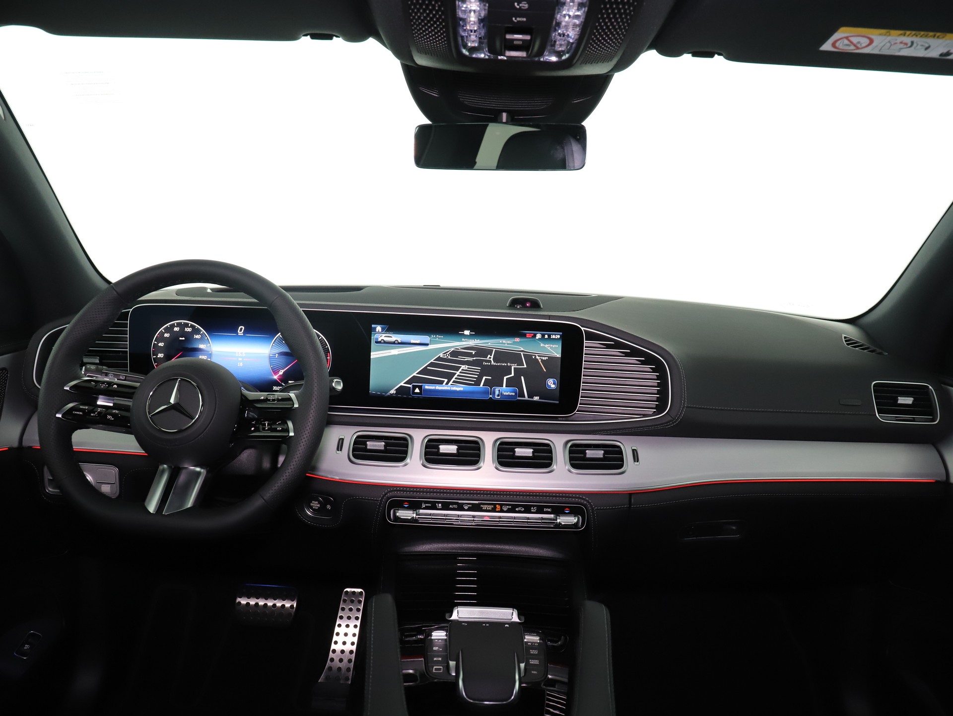 MERCEDES-BENZ GLE 300 d 4Matic-image-13