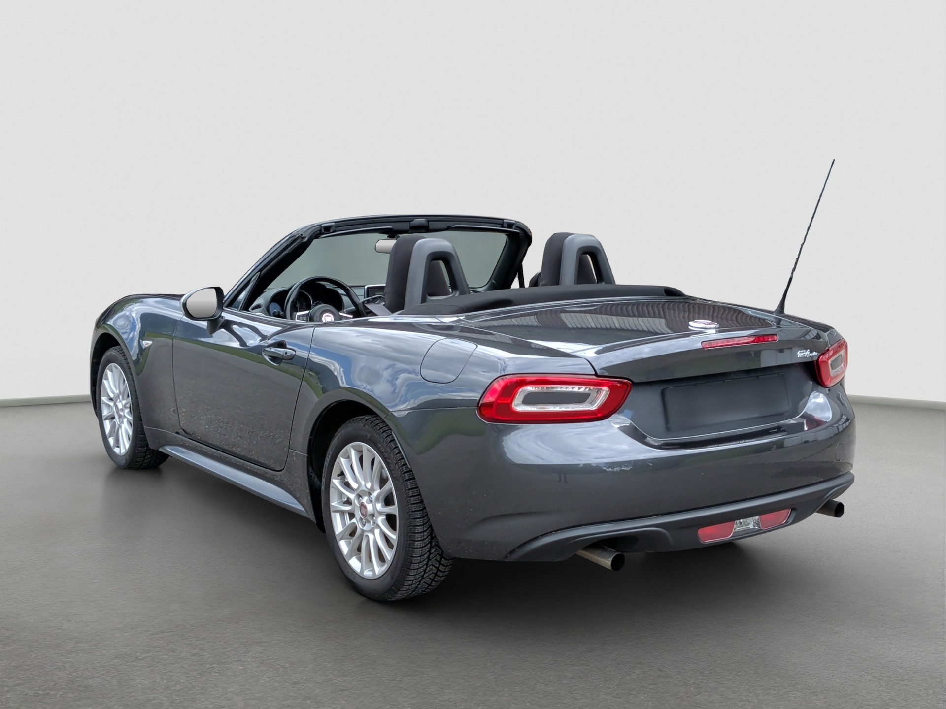 FIAT 124 Spider 1.4 TB-showroom-element-2