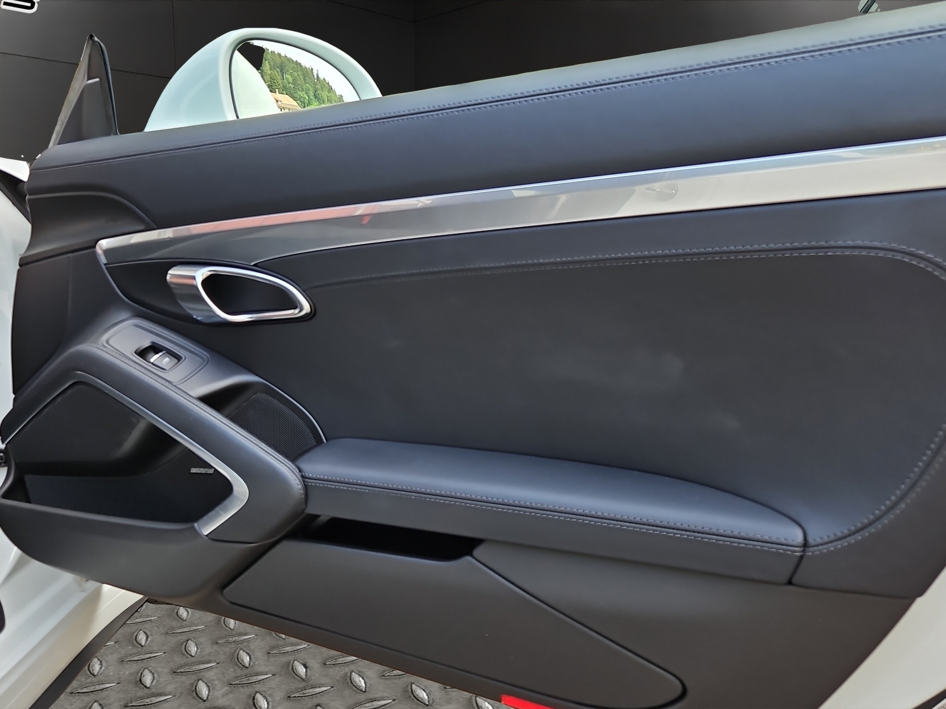 PORSCHE 911 Carrera 4S PDK-image-15