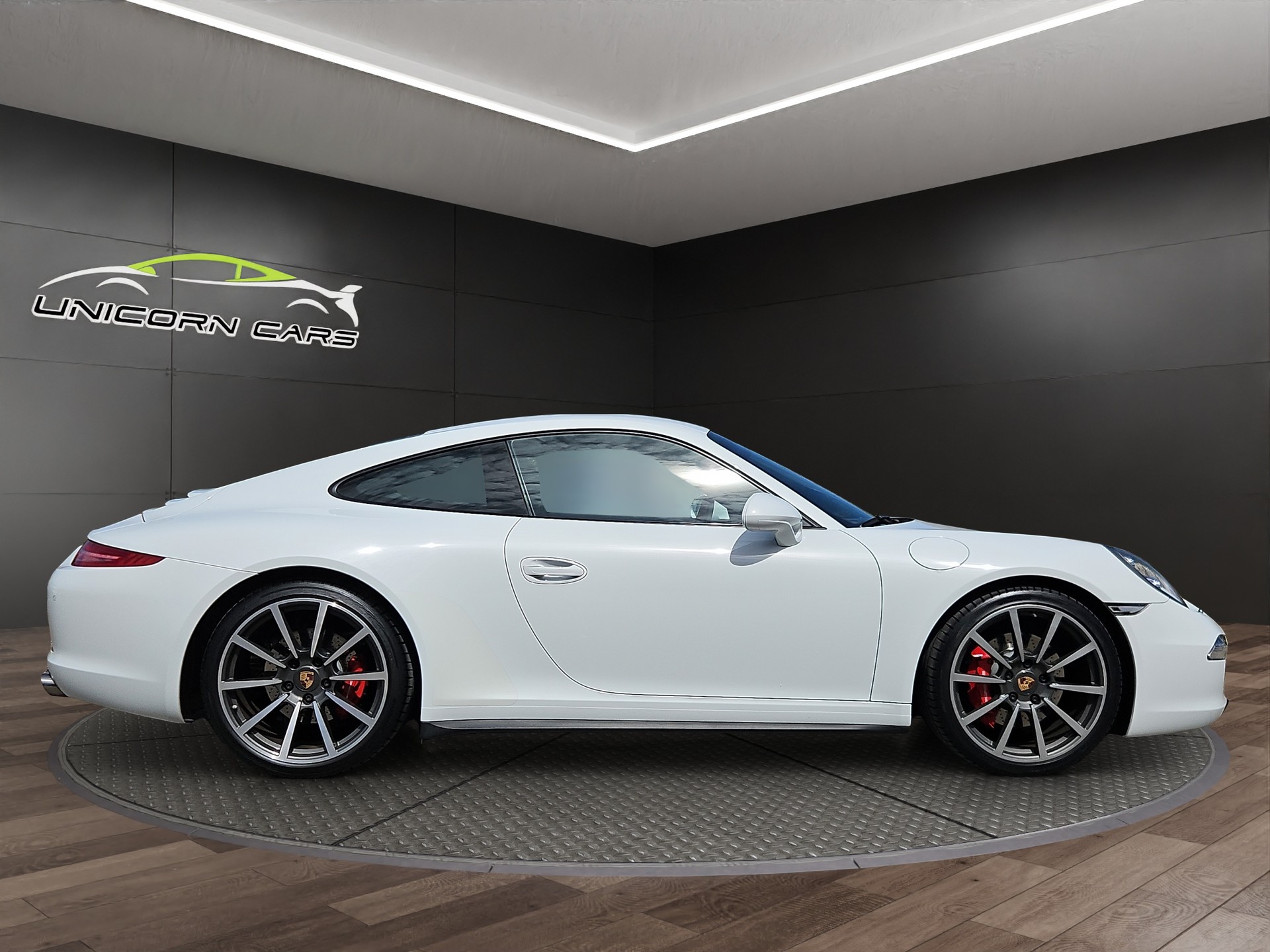PORSCHE 911 Carrera 4S PDK-showroom-element-1