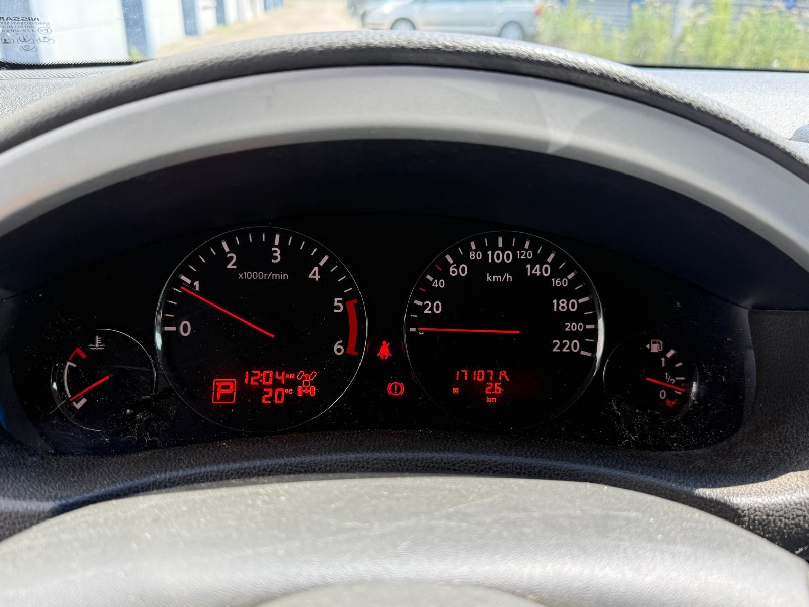 NISSAN Pathfinder 2.5 dCi Platinum Automatic-image-7