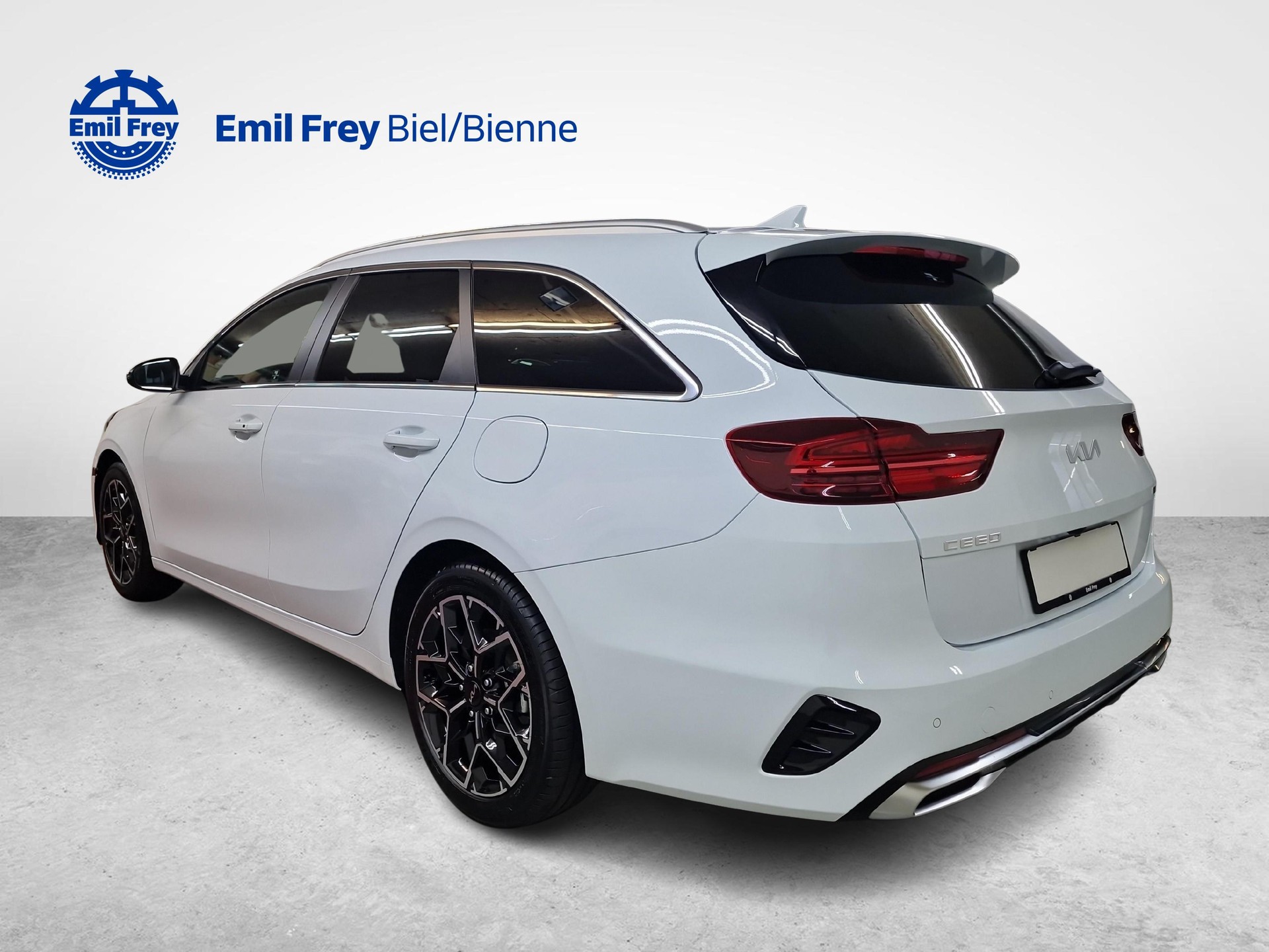 KIA Ceed SW 1.5 T-GDi GT-Line-showroom-element-2