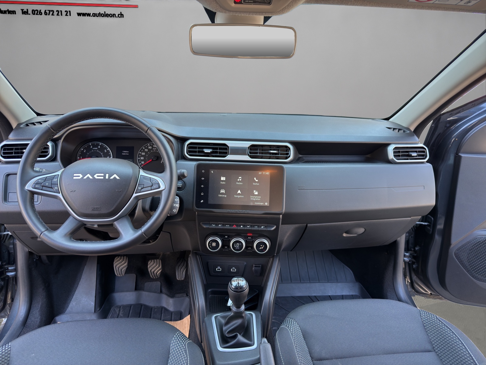DACIA Duster TCe 150 Journey 4x4-image-13