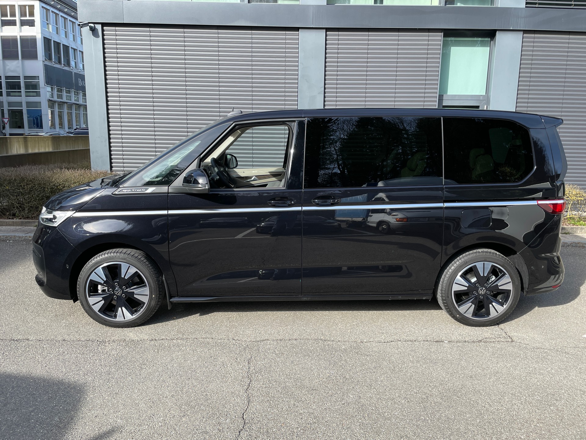 VW Multivan 1.4 eHybrid Style DSG - 6 Sitzer-showroom-element-1
