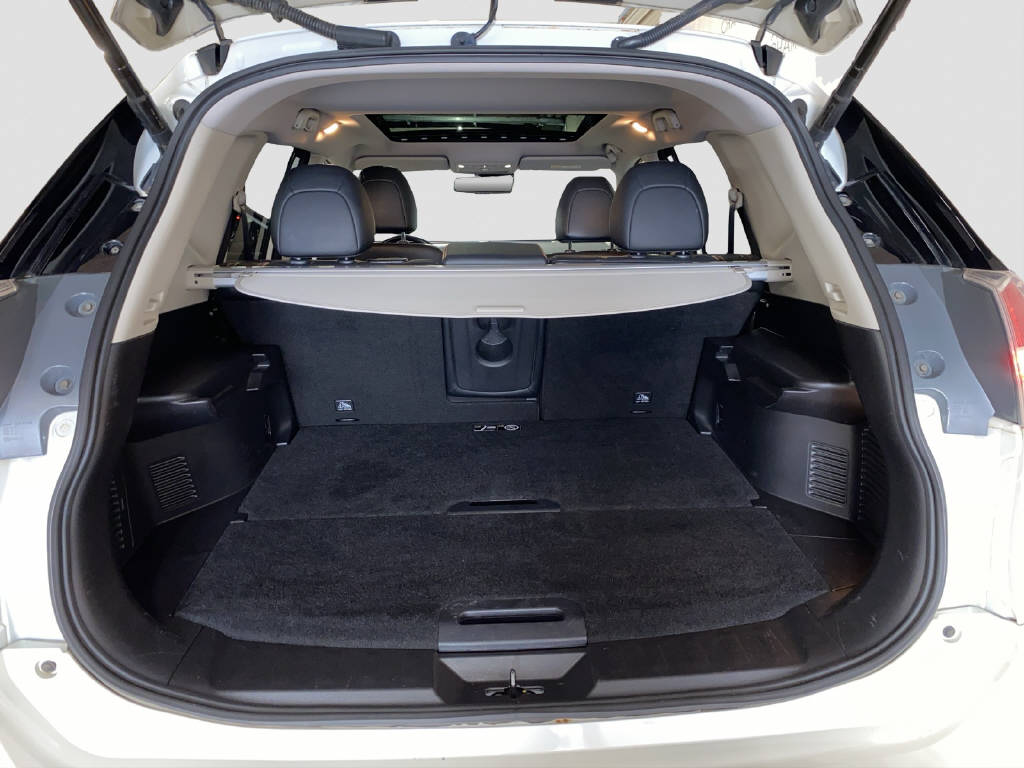 NISSAN X-Trail 1.6 dCi Tekna-image-13