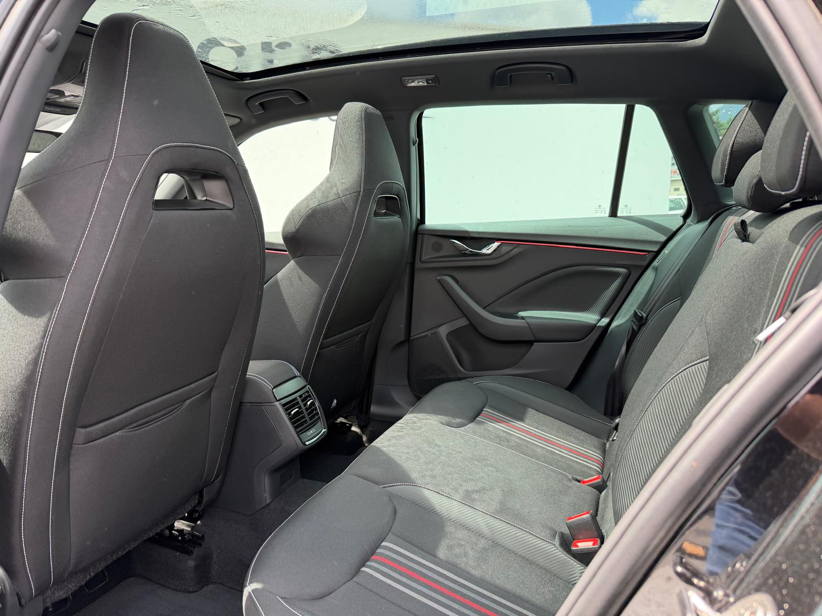 SKODA Kamiq 1.0 TSI Monte Carlo DSG-image-11