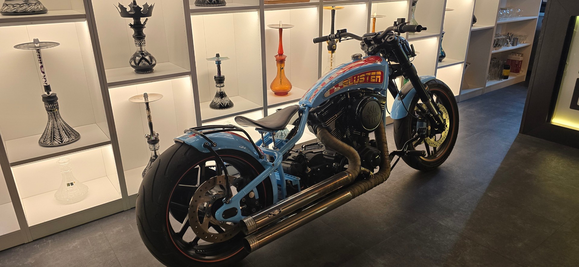 CLASSIC CYCLES Bobber-image-9