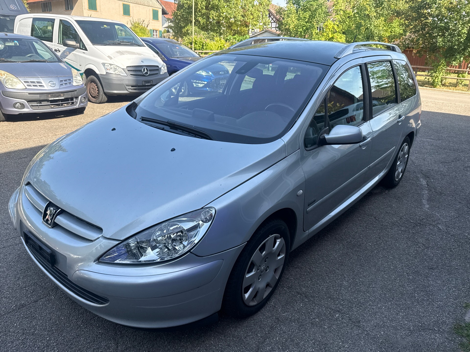 PEUGEOT 307 2.0 16V XS-showroom-element-2
