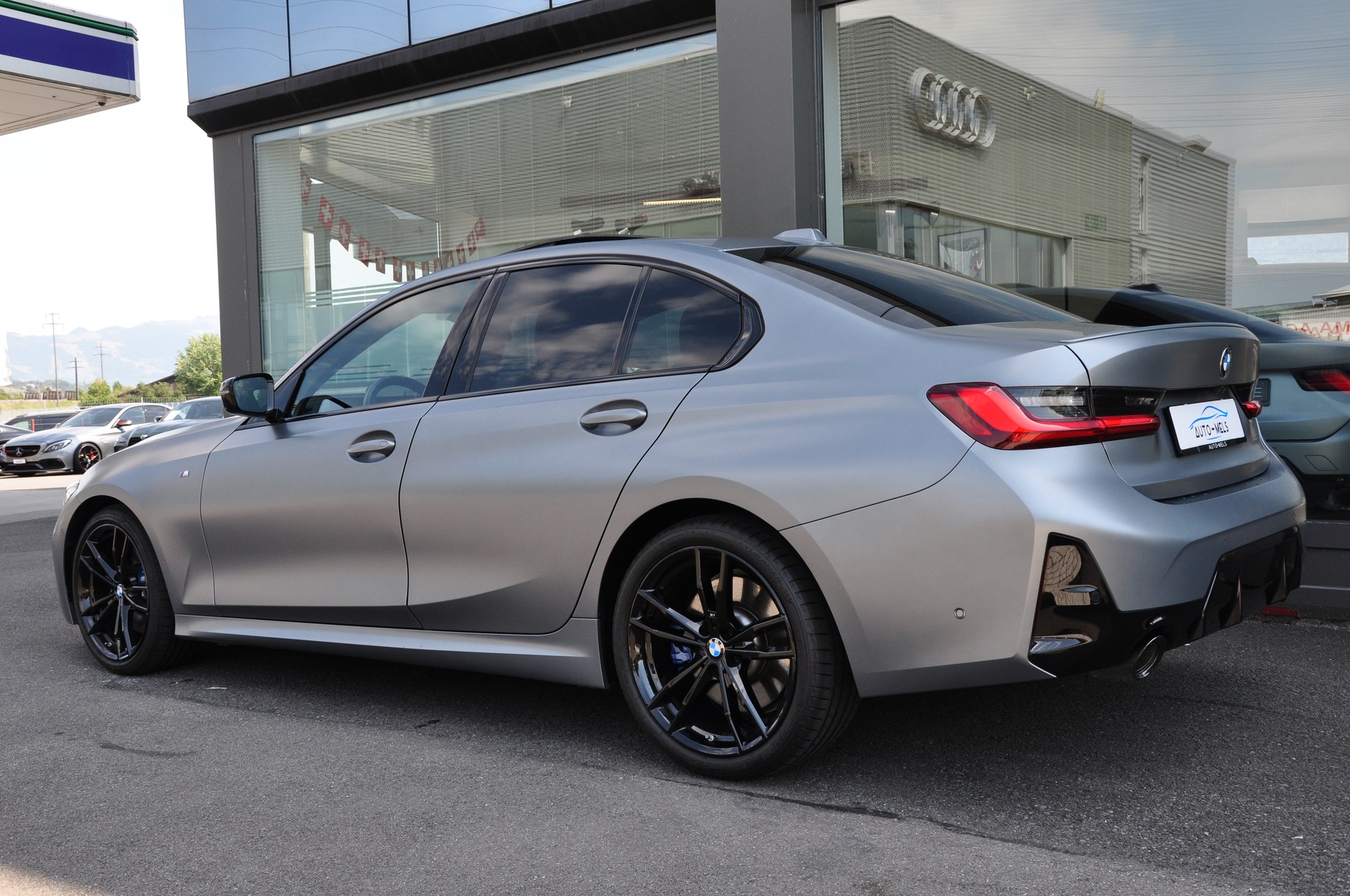 BMW 320d xDrive 48V Steptronic M Sport Pro-image-4