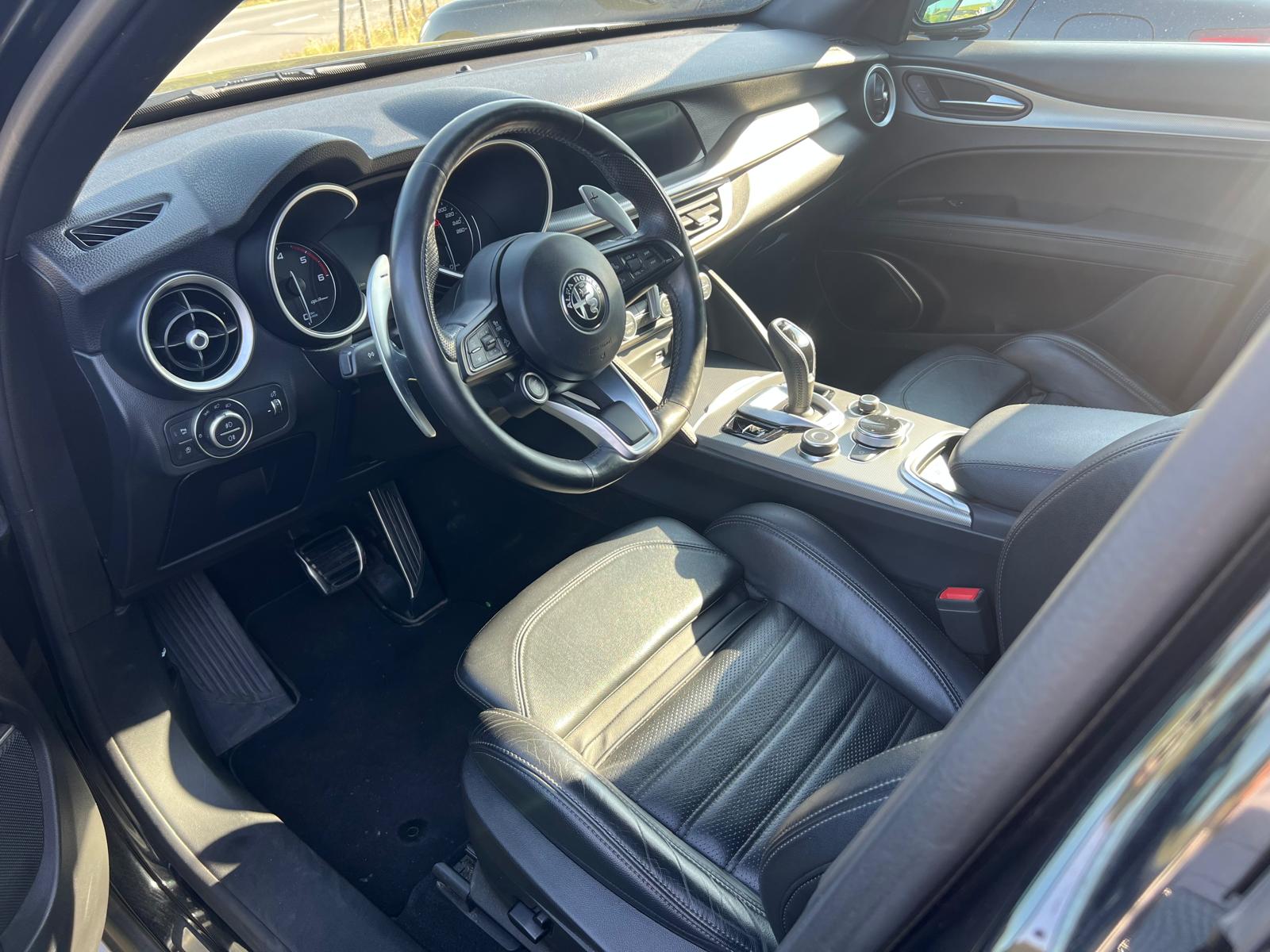 ALFA ROMEO Stelvio 2.2 JTDM Pack Veloce Q4-image-4