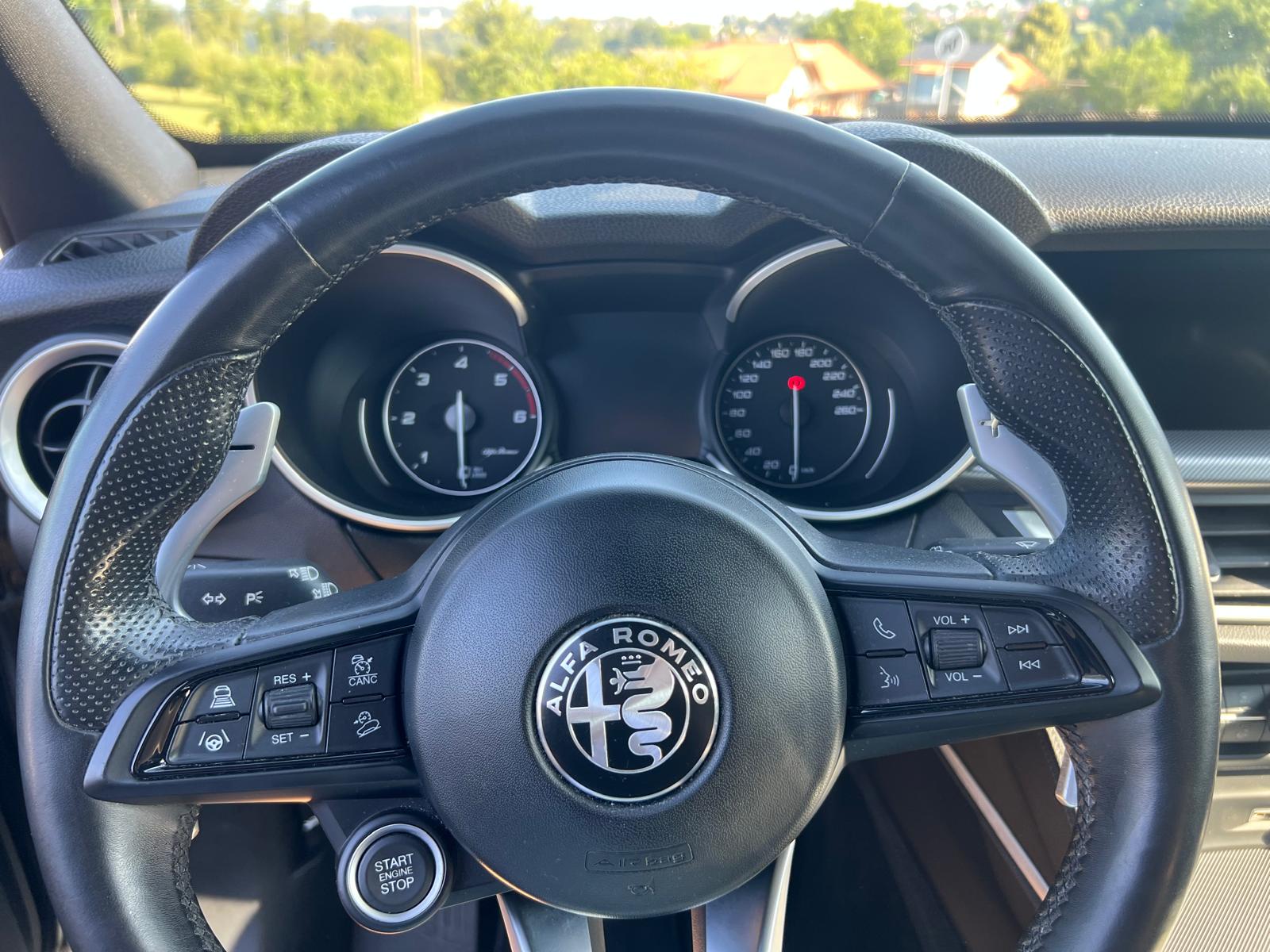 ALFA ROMEO Stelvio 2.2 JTDM Pack Veloce Q4-image-7
