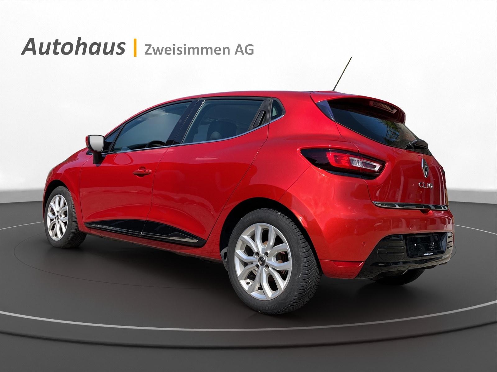 RENAULT Clio 0.9 Intens-showroom-element-2